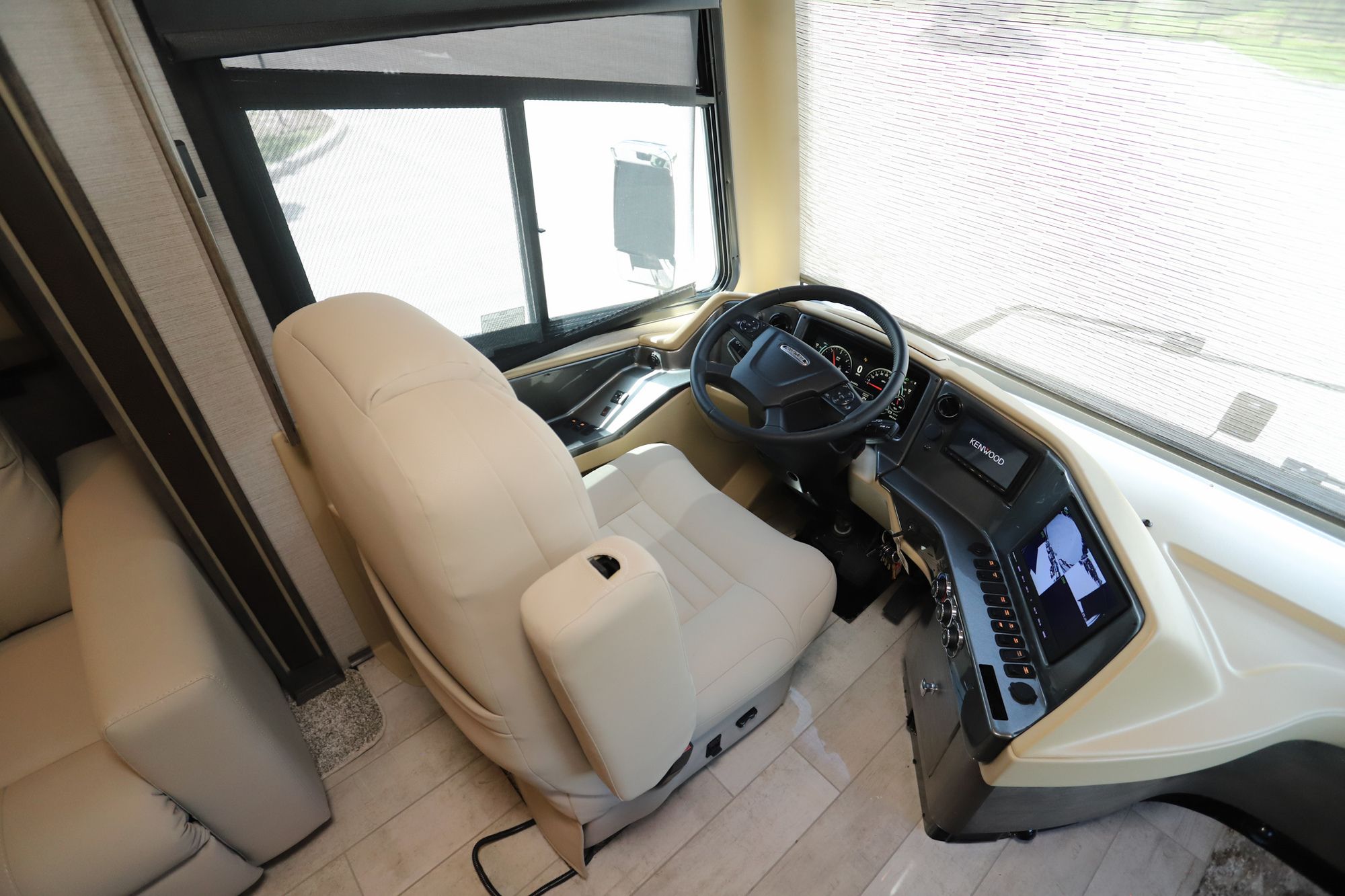 New 2022 Tiffin Motor Homes Phaeton 40IH Class A  For Sale