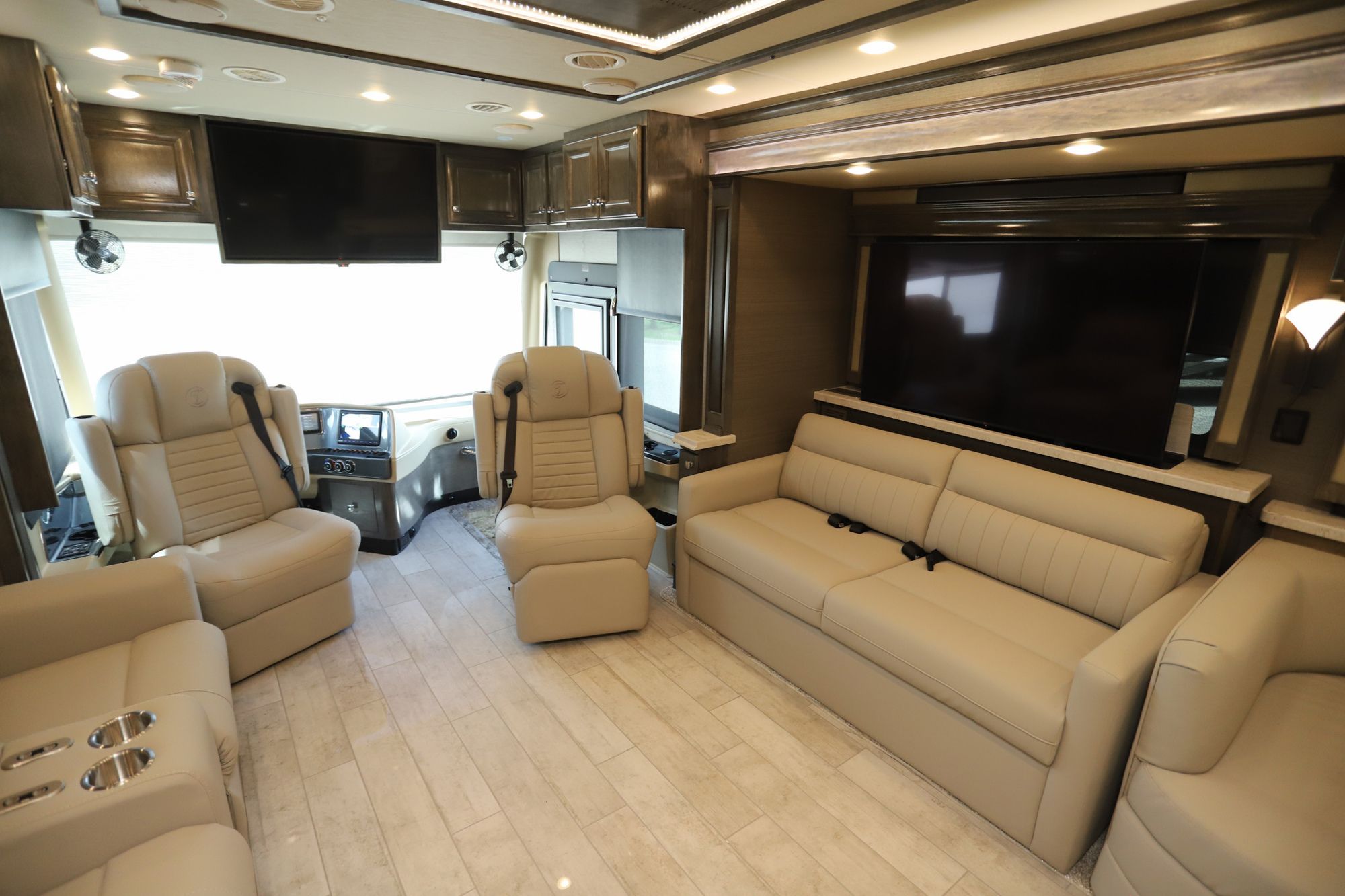 New 2022 Tiffin Motor Homes Phaeton 40IH Class A  For Sale