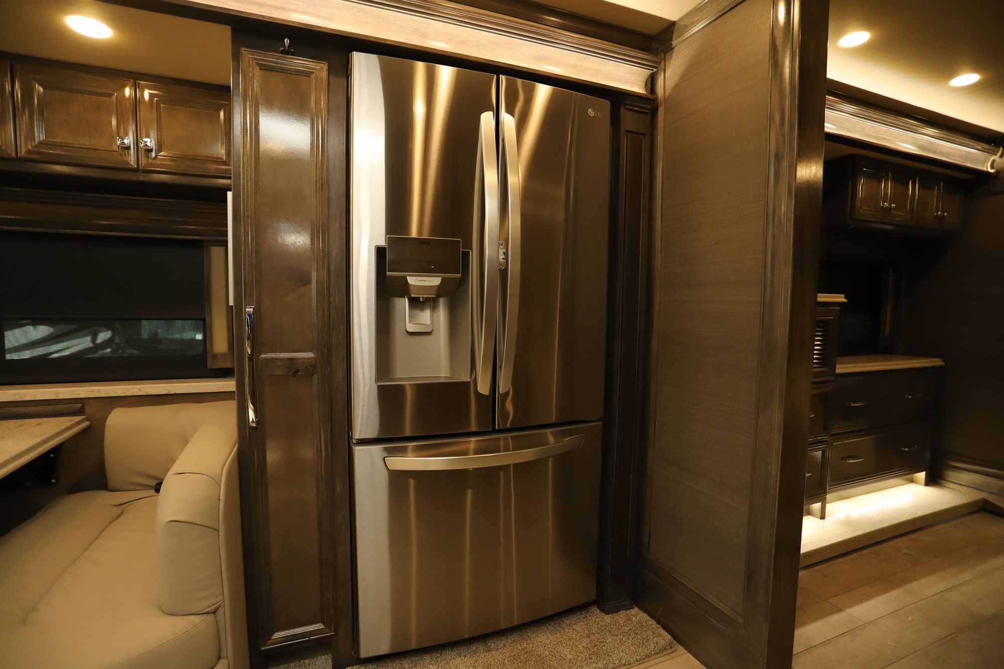 New 2022 Tiffin Motor Homes Phaeton 40IH Class A  For Sale