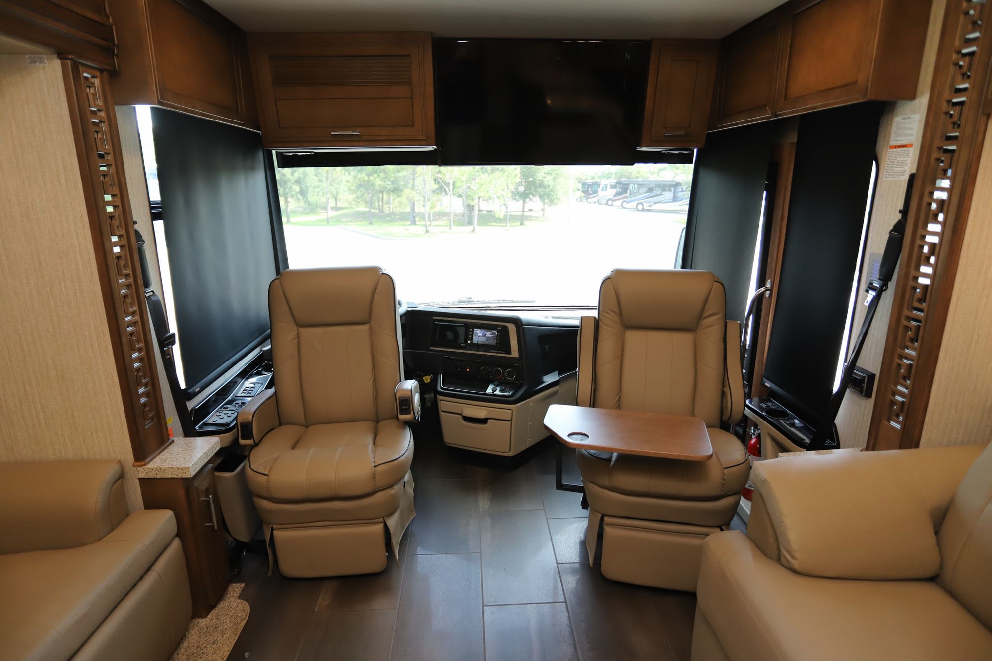 Used 2020 Newmar Ventana 4369 Class A  For Sale