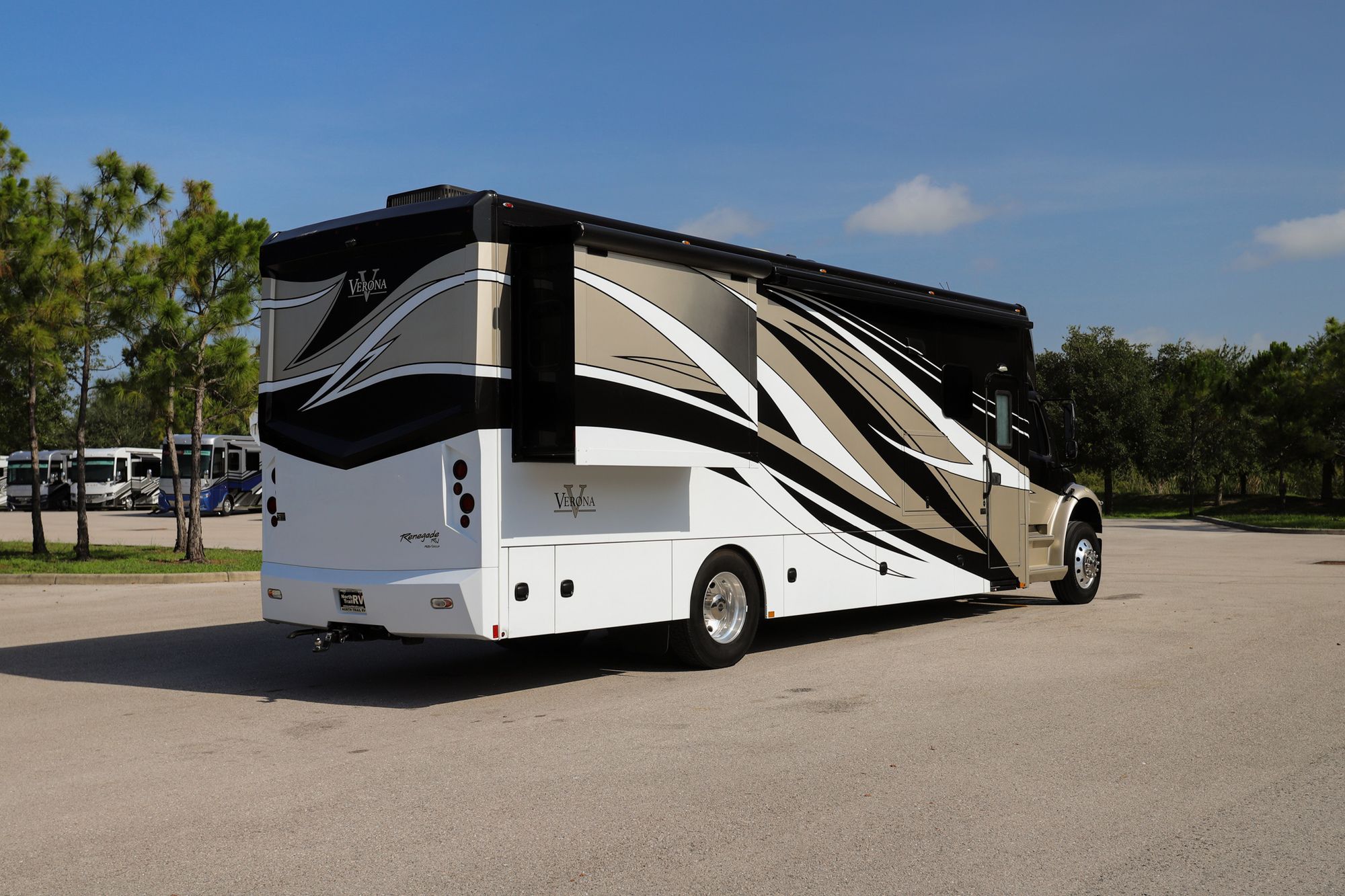 Used 2020 Renegade Rv Verona 36VSB Super C  For Sale