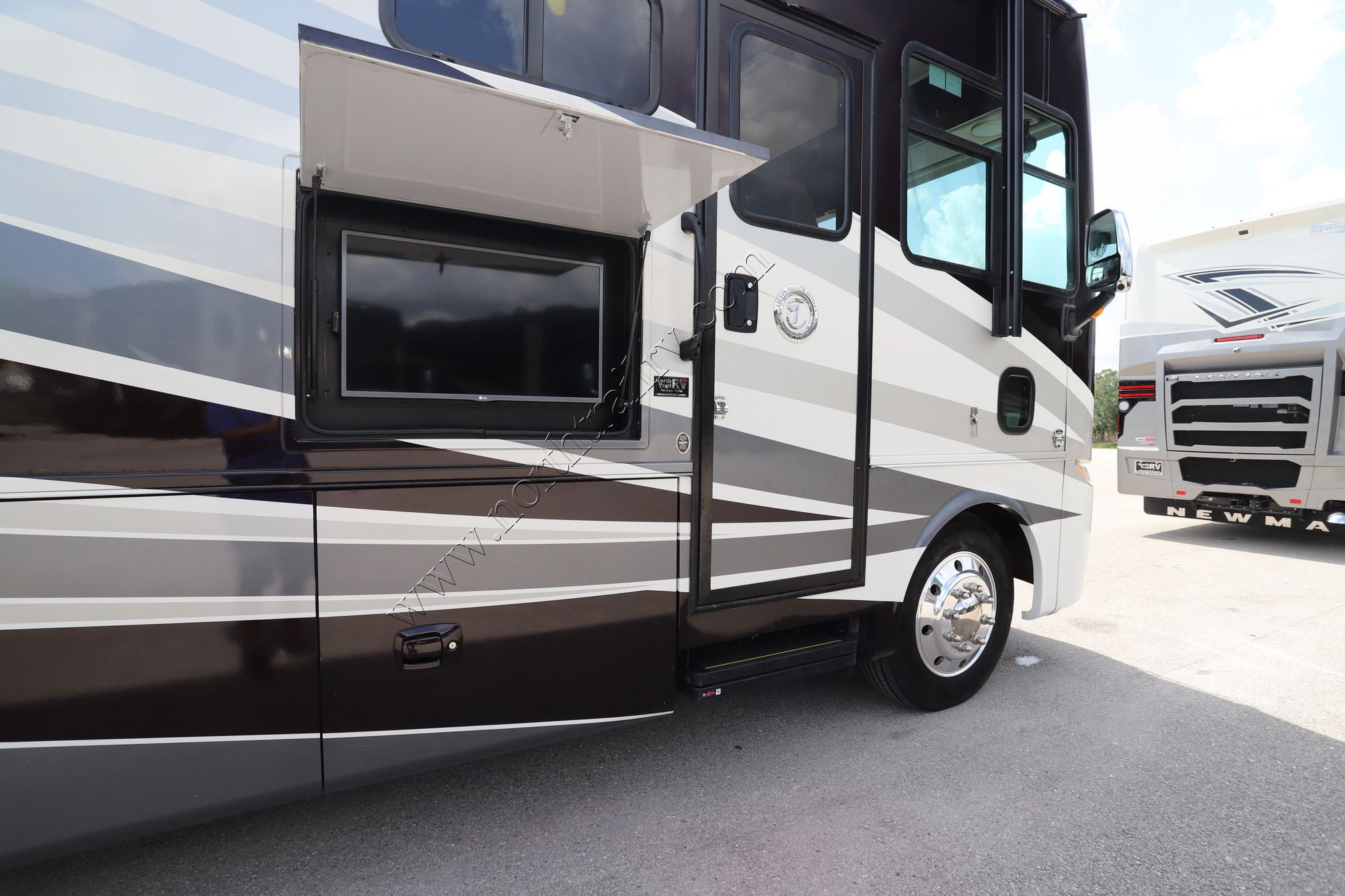 Used 2018 Tiffin Motor Homes Allegro 36LA Class A  For Sale