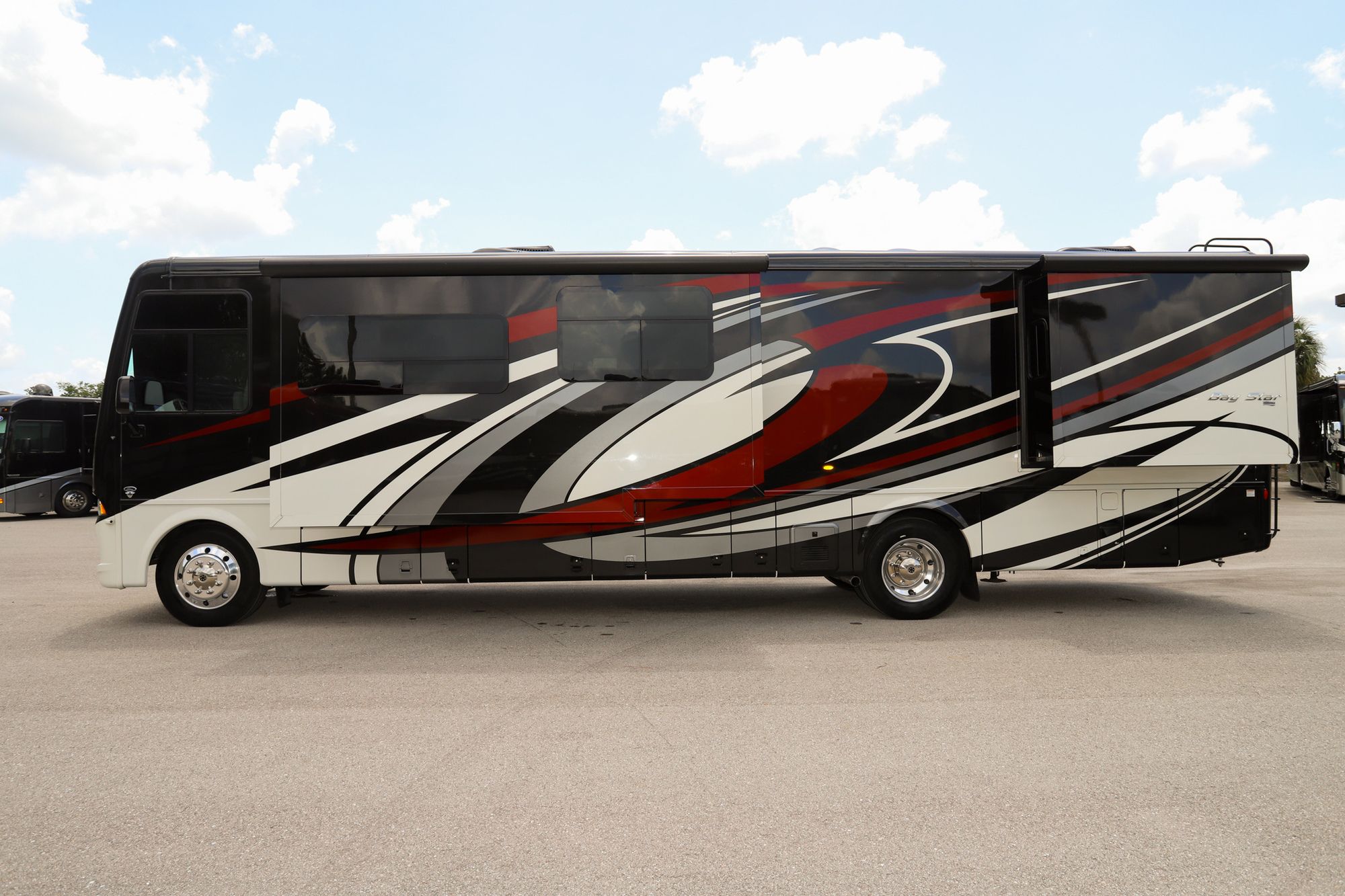 Used 2021 Newmar Bay Star 3626 Class A  For Sale