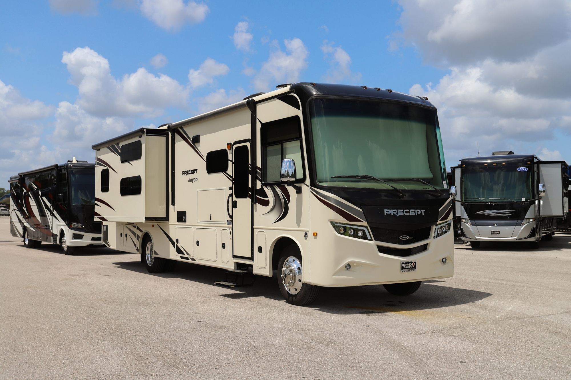 Used 2020 Jayco Precept 36A Class A  For Sale