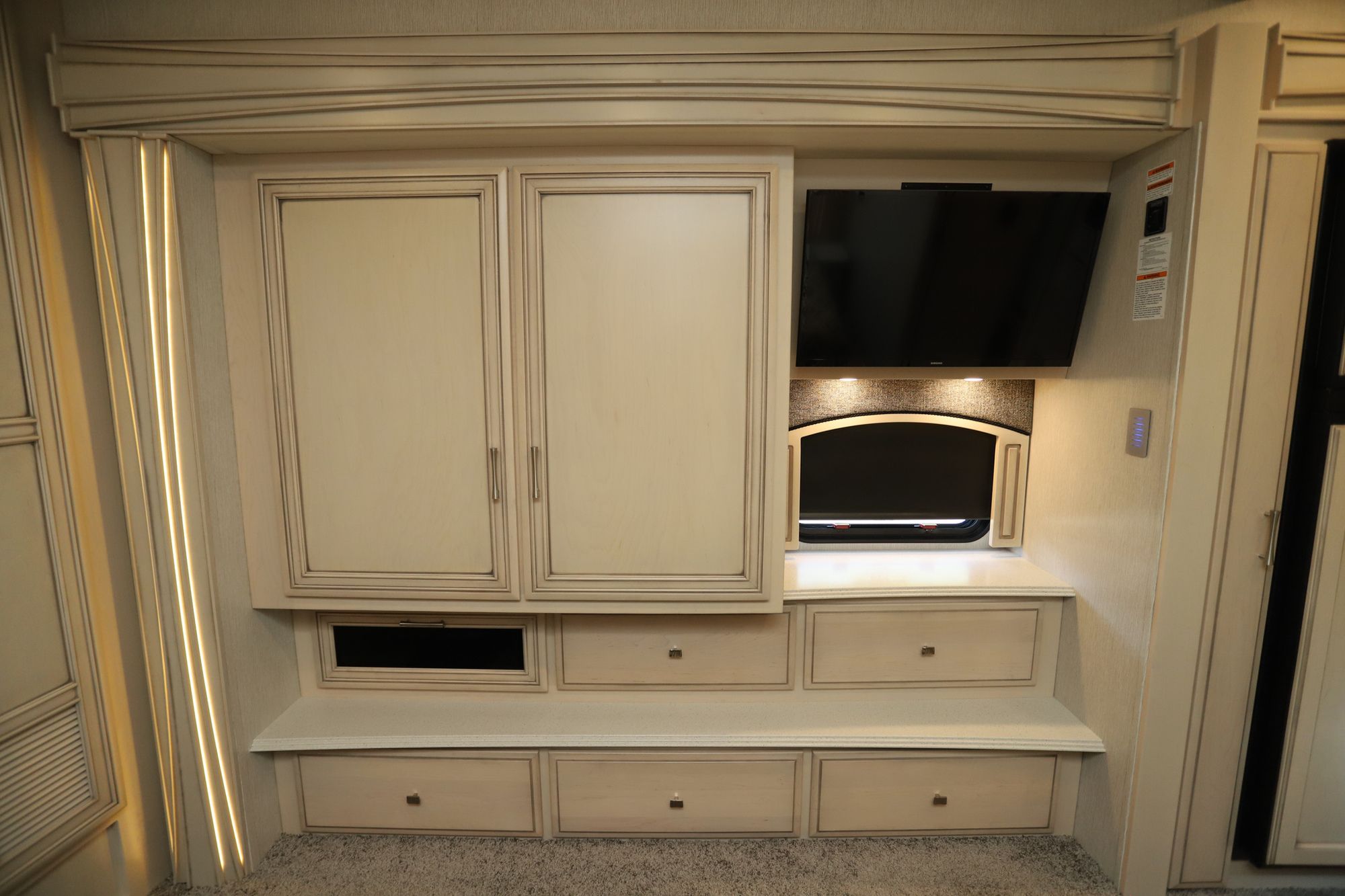 Used 2020 Newmar Canyon Star 3513 Class A  For Sale