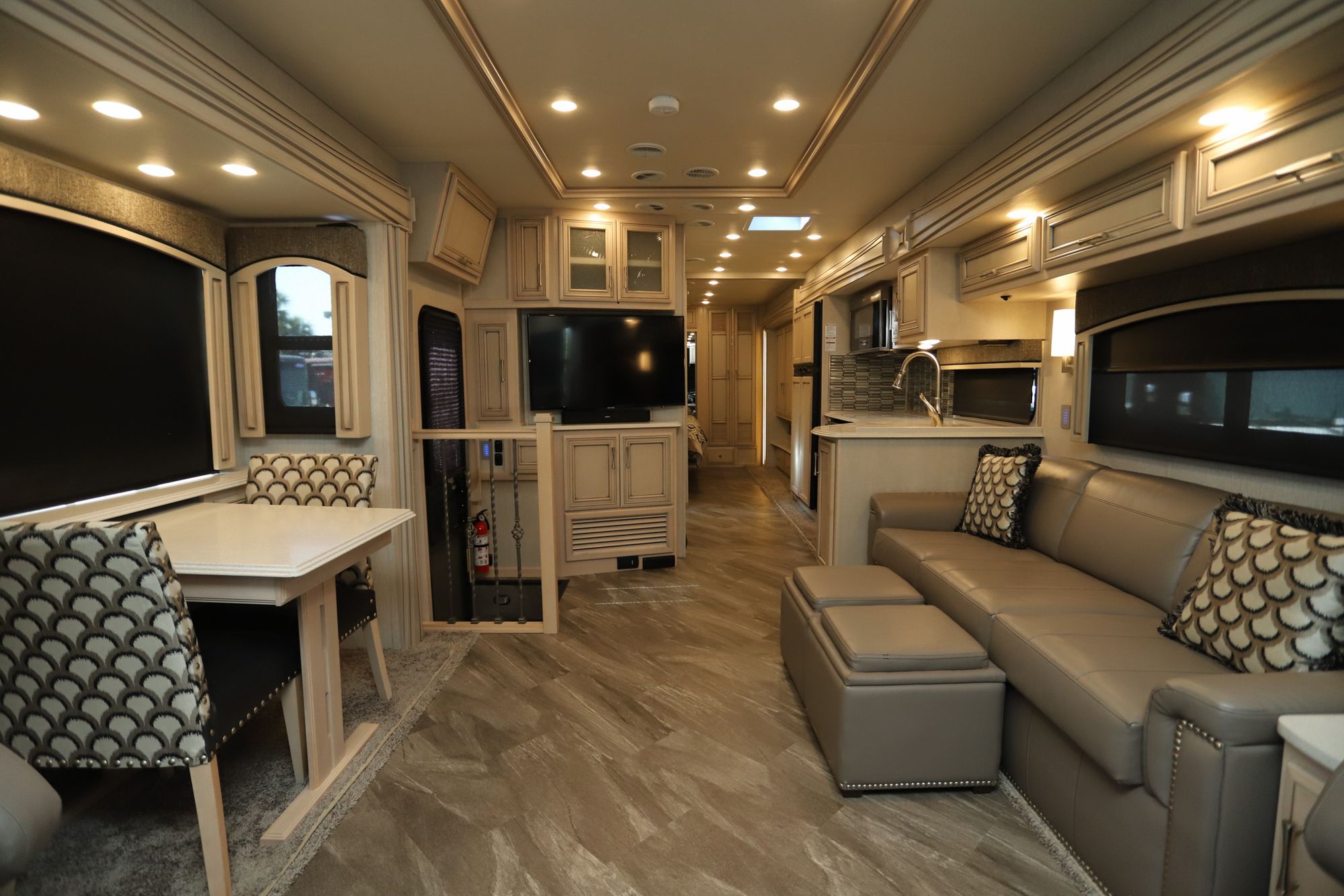 Used 2020 Newmar Canyon Star 3513 Class A  For Sale