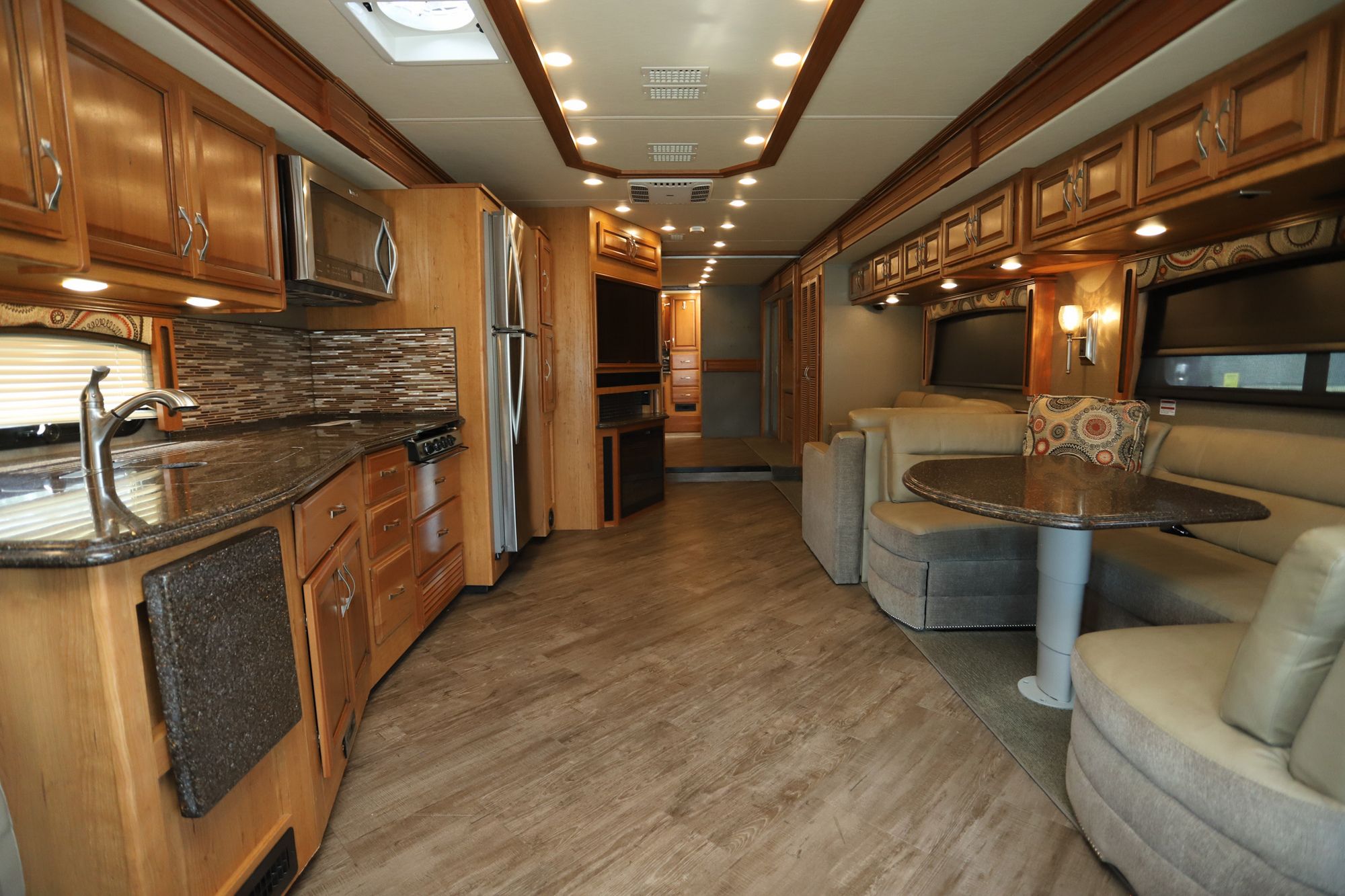 Used 2016 Fleetwood Pace Arrow Lxe 38K Class A  For Sale