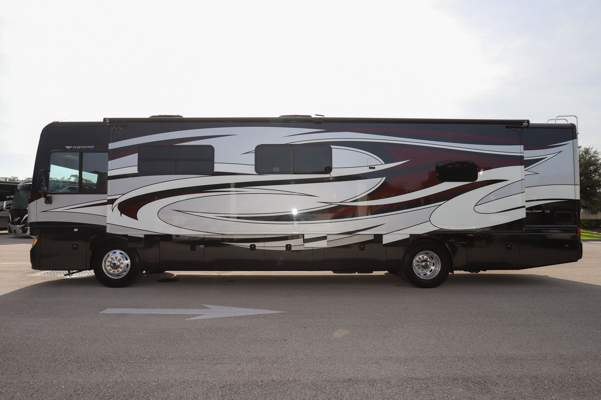 Used 2016 Fleetwood Pace Arrow Lxe 38K Class A  For Sale