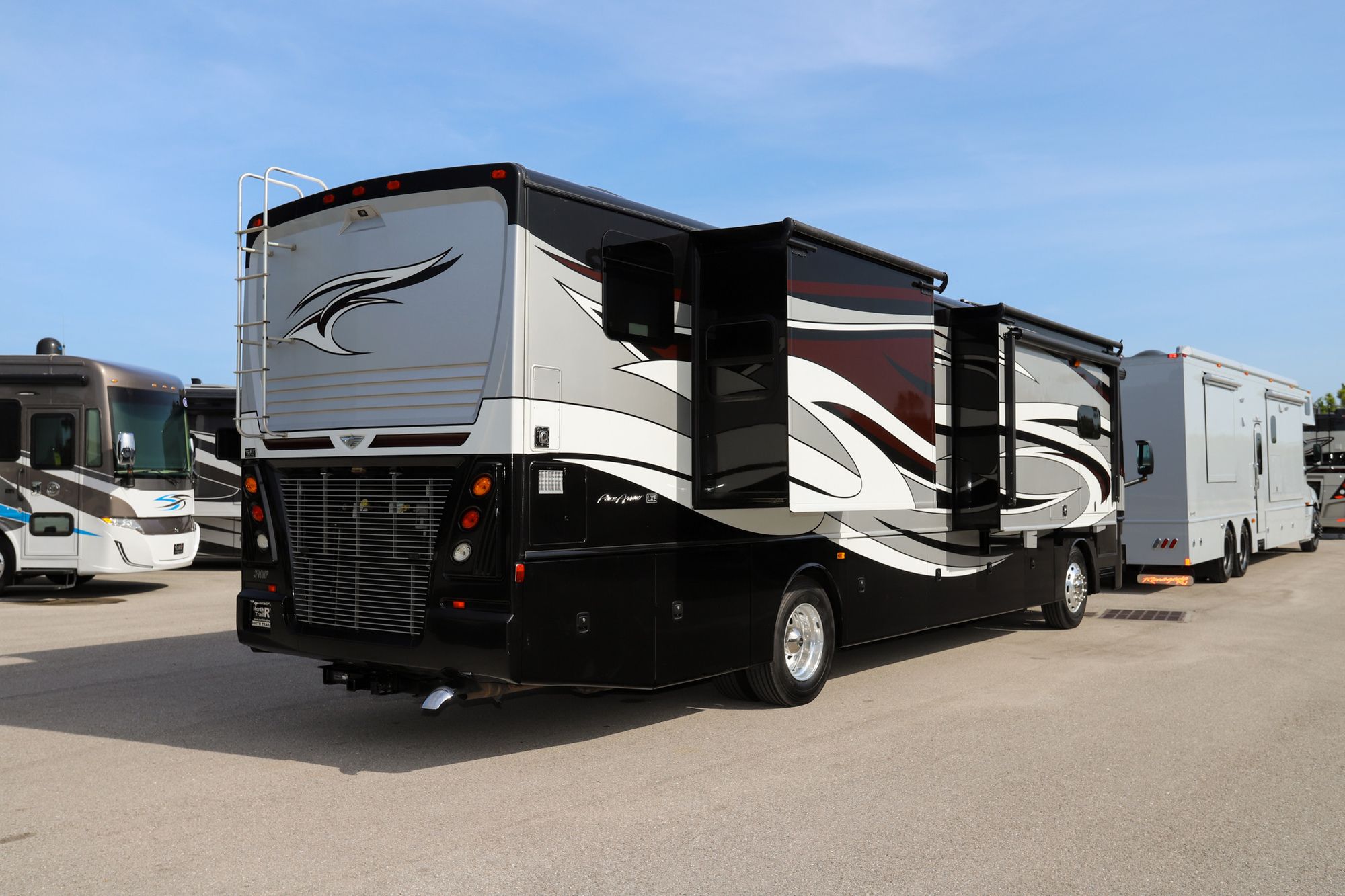 Used 2016 Fleetwood Pace Arrow Lxe 38K Class A  For Sale