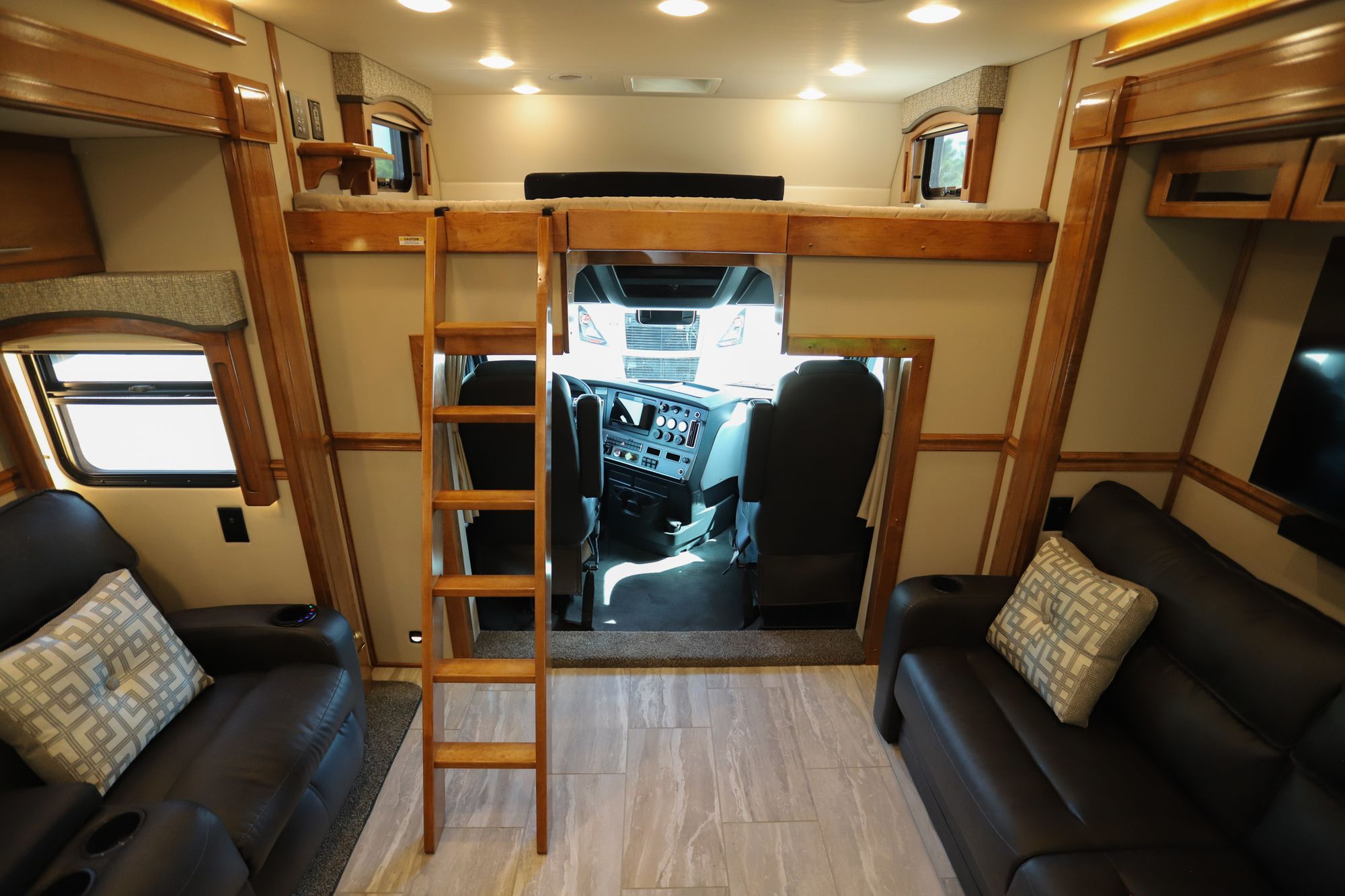 New 2022 Renegade Rv Classic 45CMR Super C  For Sale