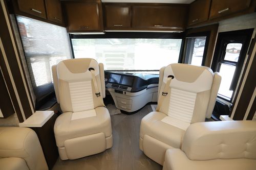 2022 Newmar New Aire 3543