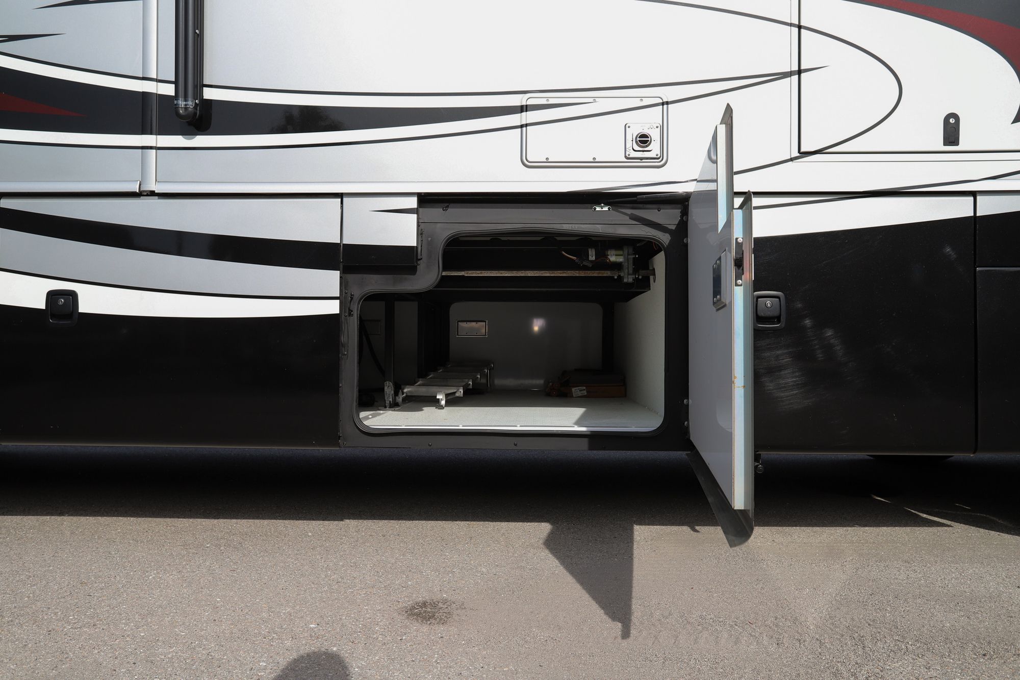 Used 2016 Fleetwood Pace Arrow Lxe 38K Class A  For Sale