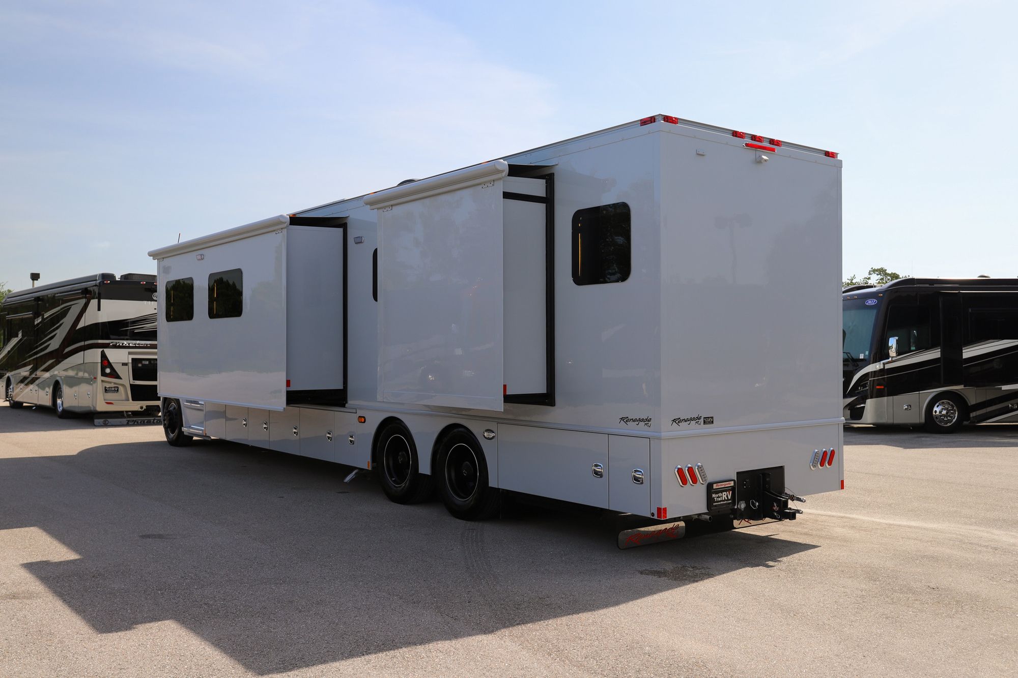 New 2022 Renegade Rv Classic 45CMR Super C  For Sale