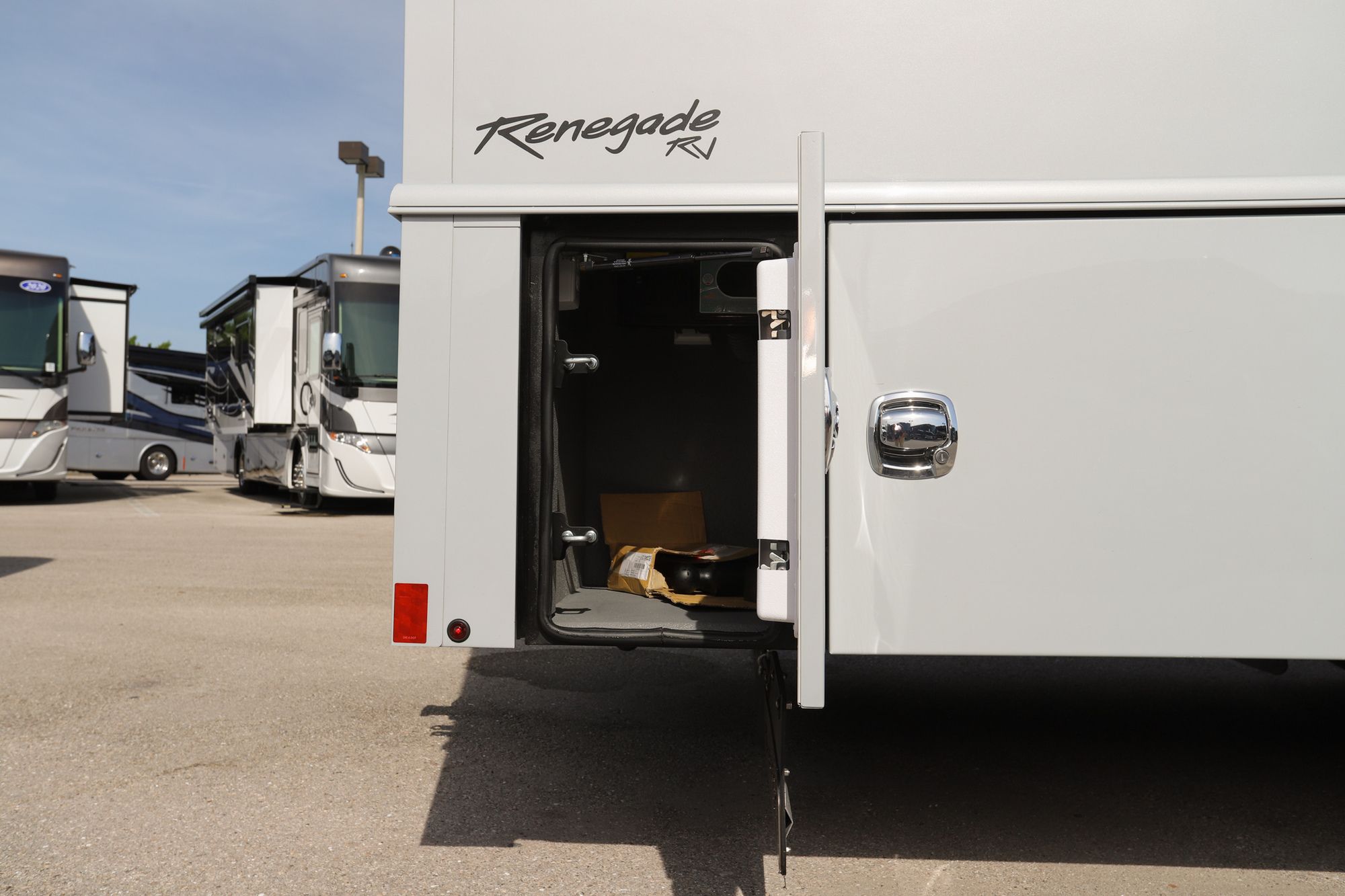 New 2022 Renegade Rv Classic 45CMR Super C  For Sale