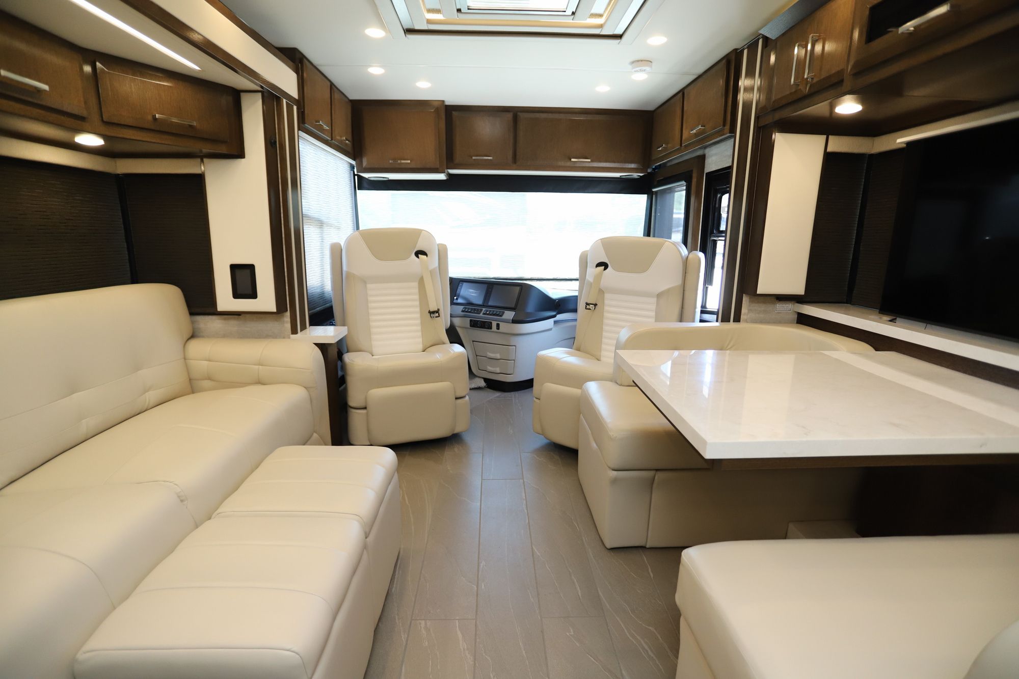New 2022 Newmar New Aire 3543 Class A  For Sale