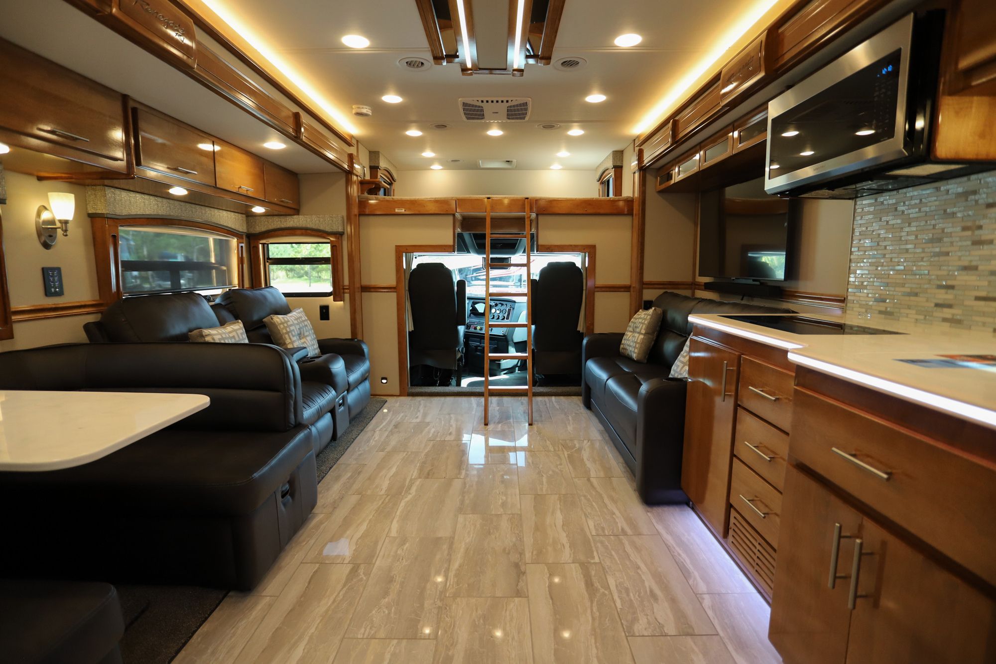 New 2022 Renegade Rv Classic 45CMR Super C  For Sale