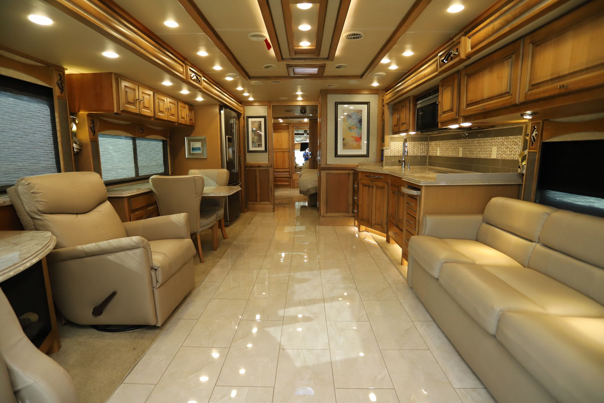 Used 2018 Tiffin Motor Homes Phaeton 40IH Class A  For Sale