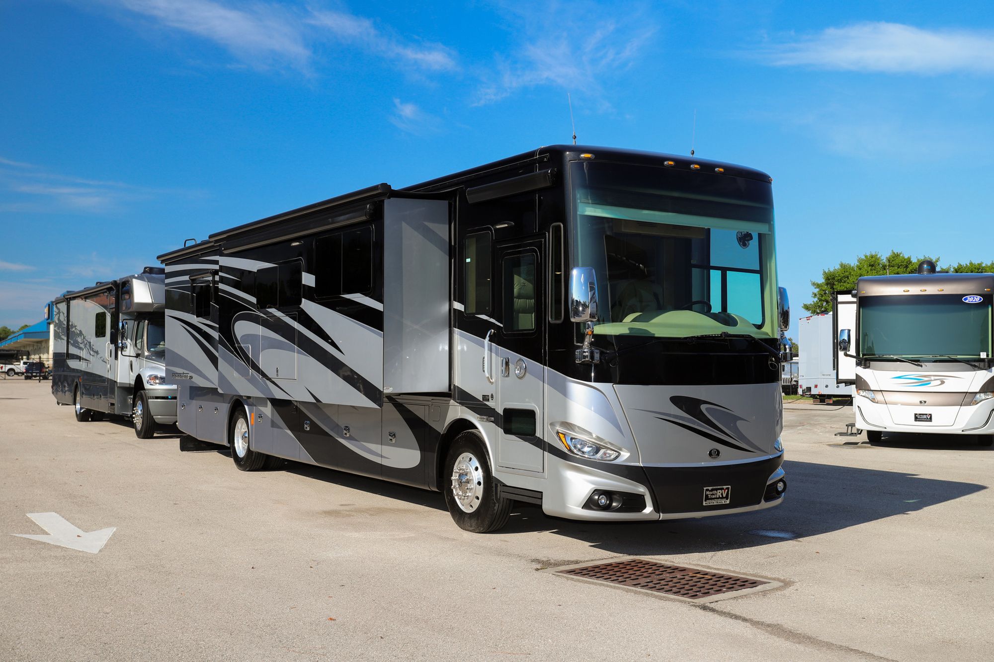 Used 2018 Tiffin Motor Homes Phaeton 40IH Class A  For Sale