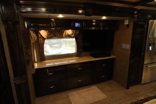 2015 Newmar Essex 4553
