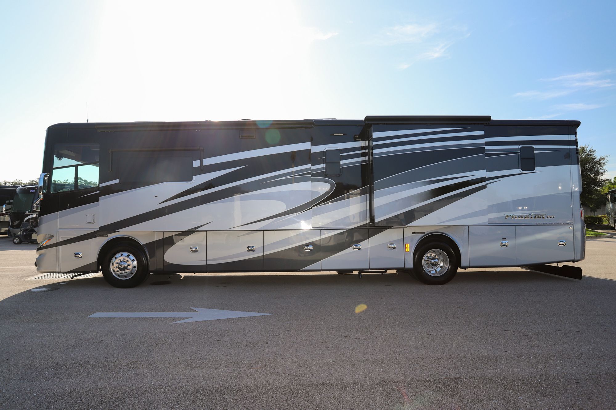 Used 2018 Tiffin Motor Homes Phaeton 40IH Class A  For Sale