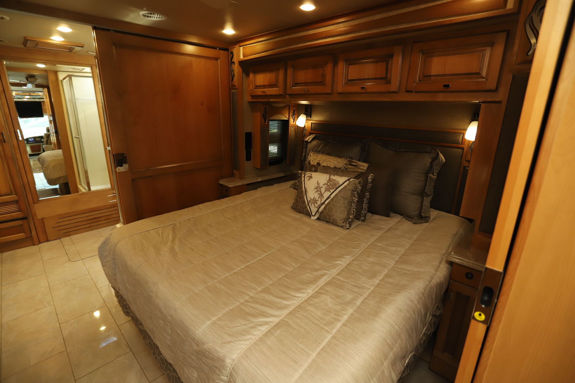 Used 2018 Tiffin Motor Homes Phaeton 40IH Class A  For Sale