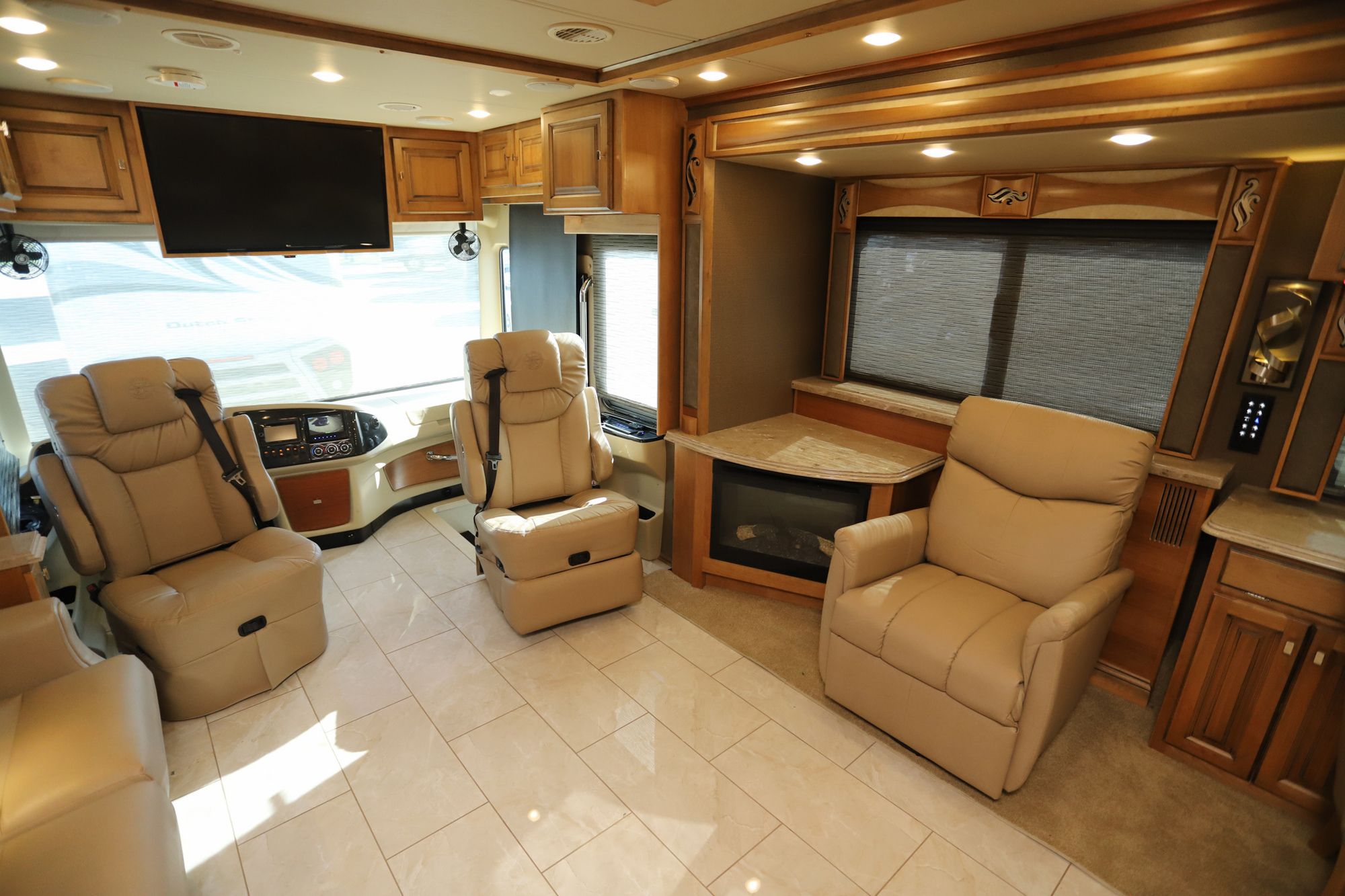 Used 2018 Tiffin Motor Homes Phaeton 40IH Class A  For Sale