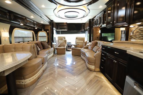 2015 Newmar Essex 4553