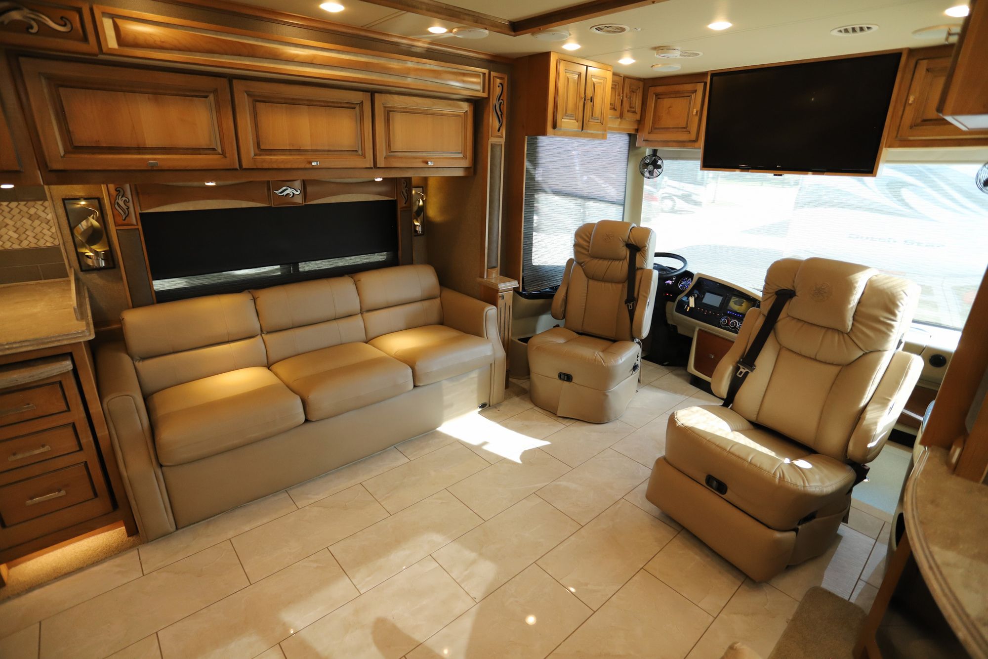 Used 2018 Tiffin Motor Homes Phaeton 40IH Class A  For Sale