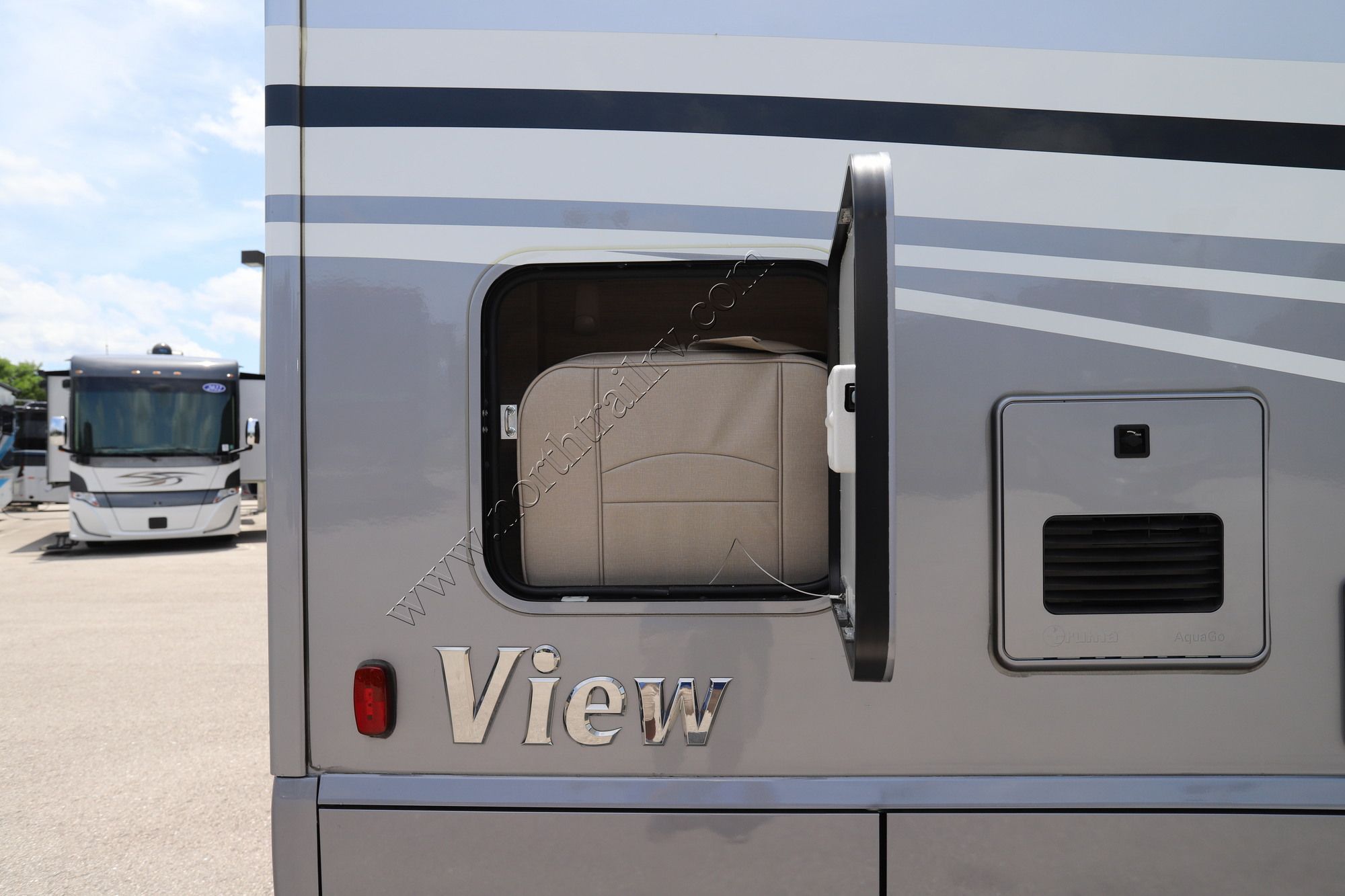 Used 2021 Winnebago View 24D Class C  For Sale