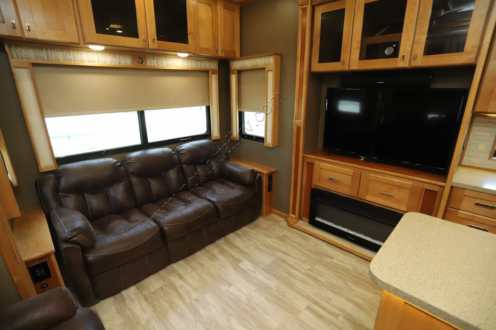 Used 2019 Vanleigh Vilano 370GB Fifth Wheel  For Sale