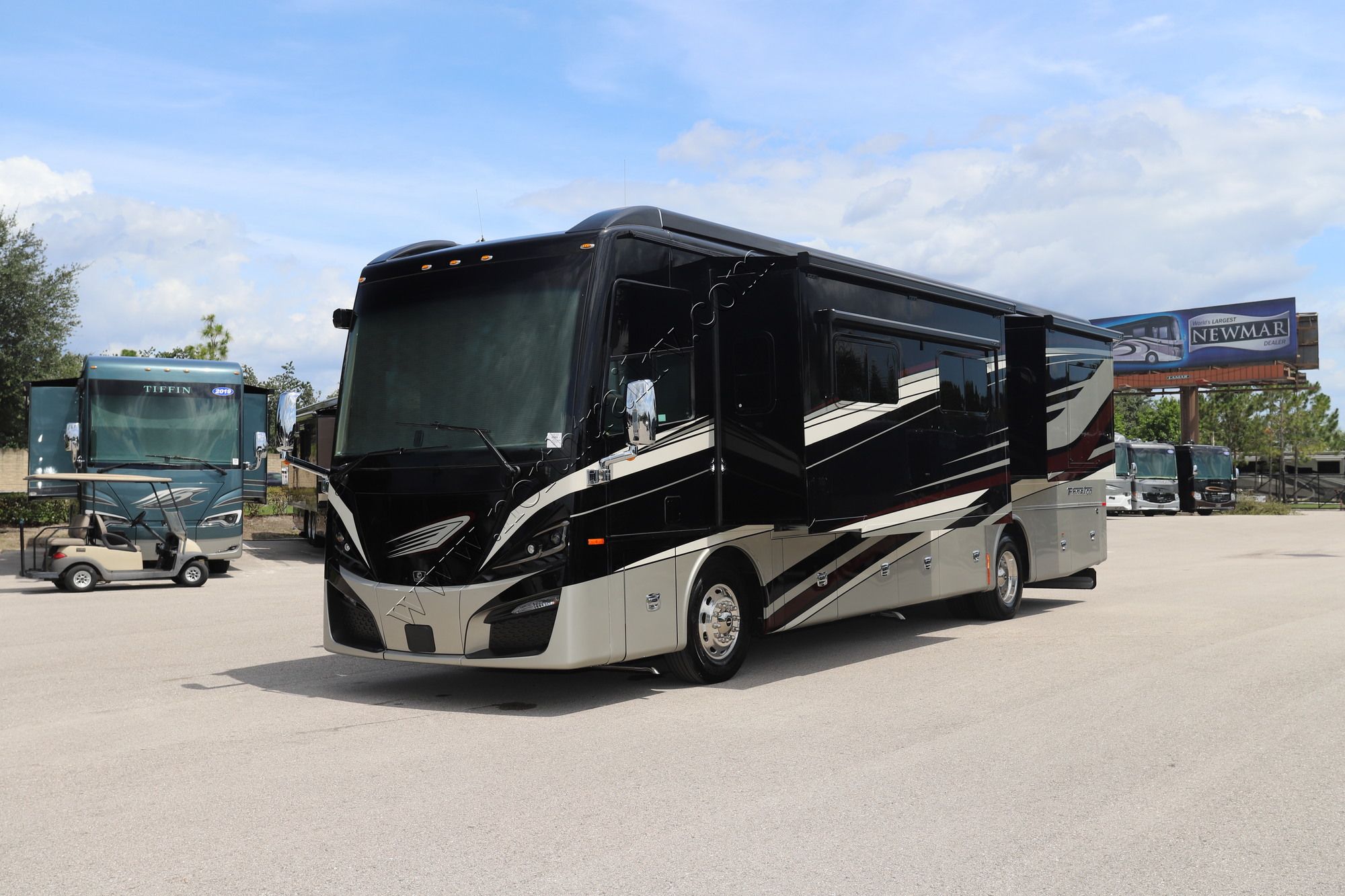 New 2022 Tiffin Motor Homes Phaeton 37BH Class A  For Sale
