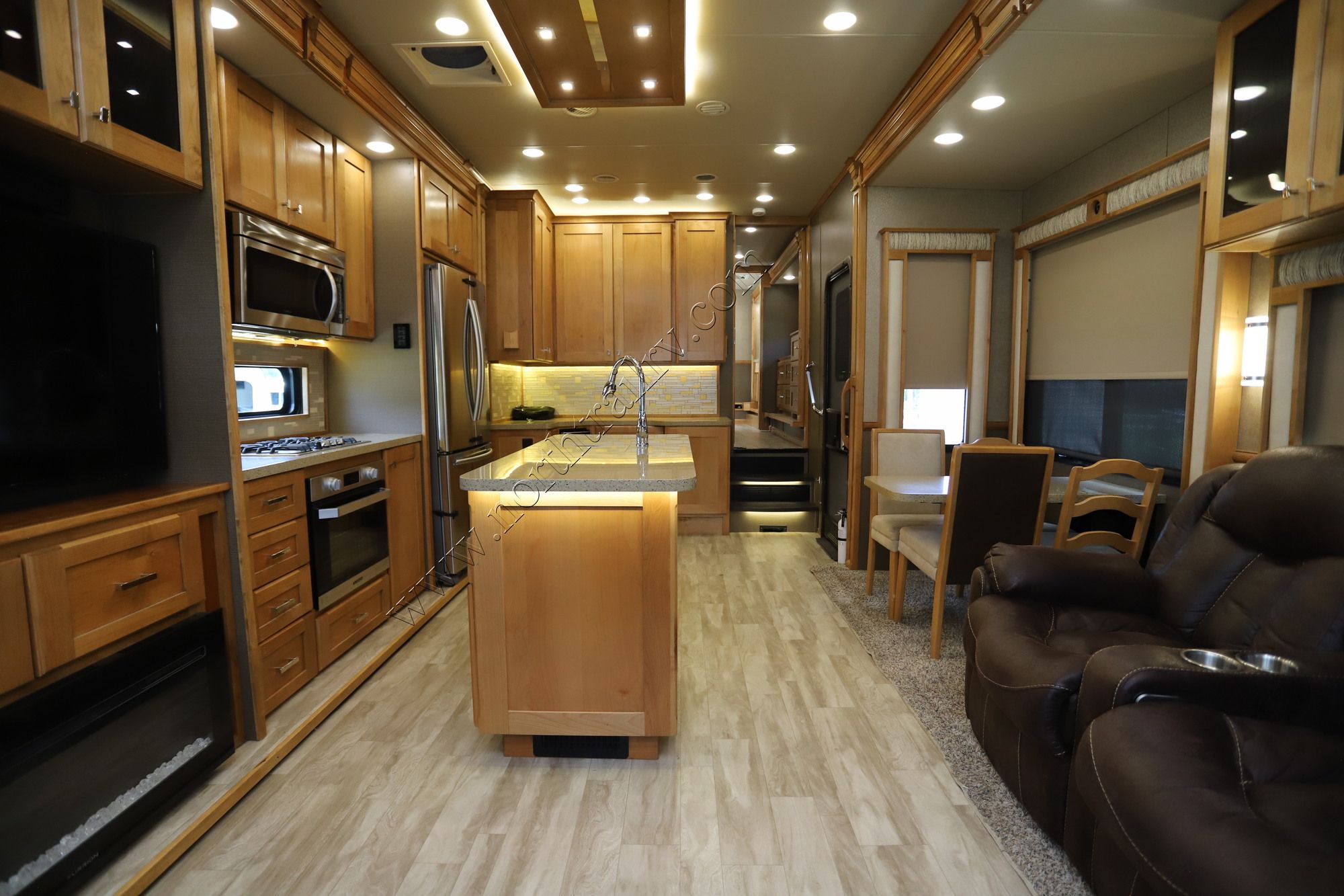 Used 2019 Vanleigh Vilano 370GB Fifth Wheel  For Sale