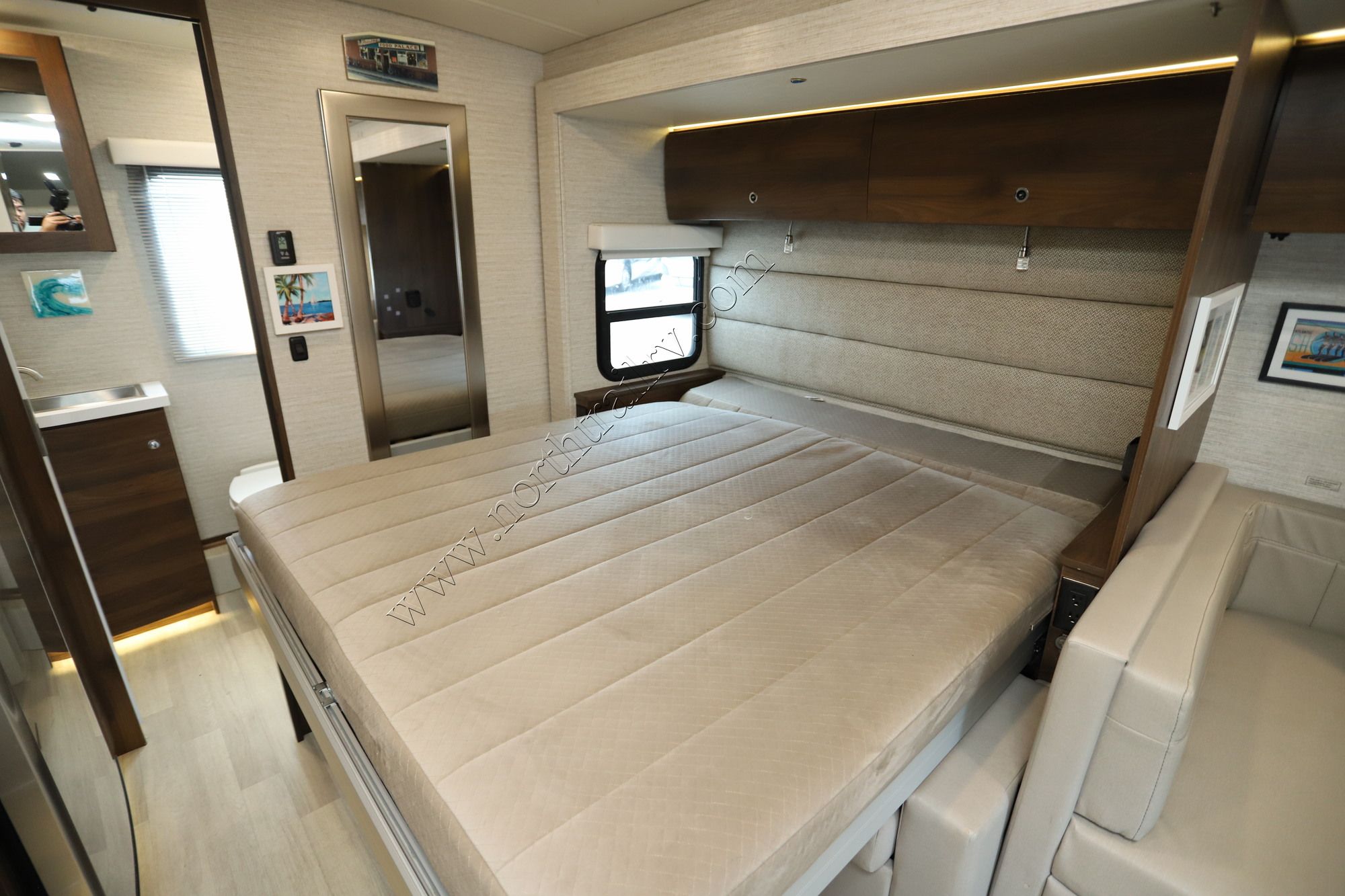 Used 2021 Winnebago View 24D Class C  For Sale