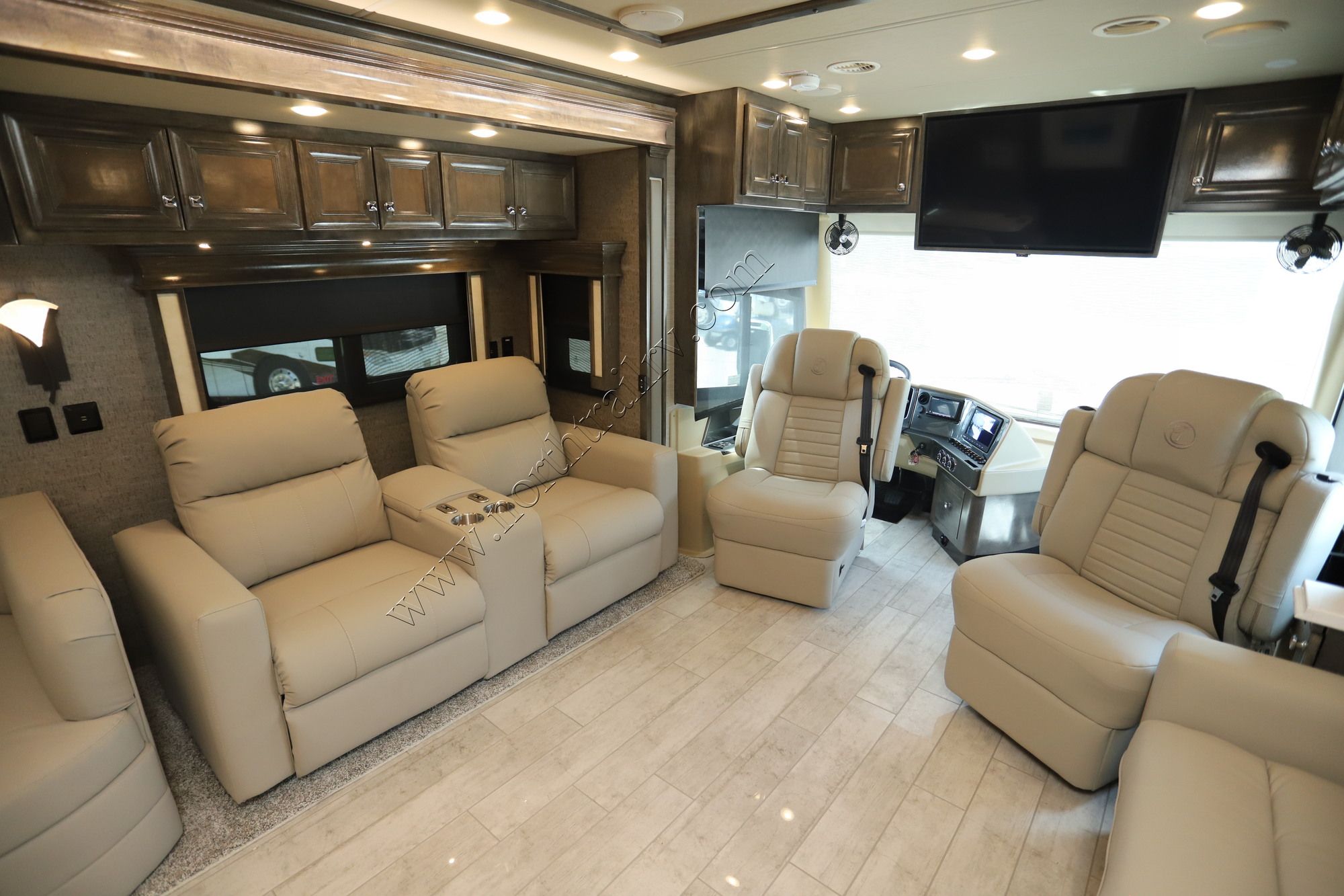 New 2022 Tiffin Motor Homes Phaeton 37BH Class A  For Sale