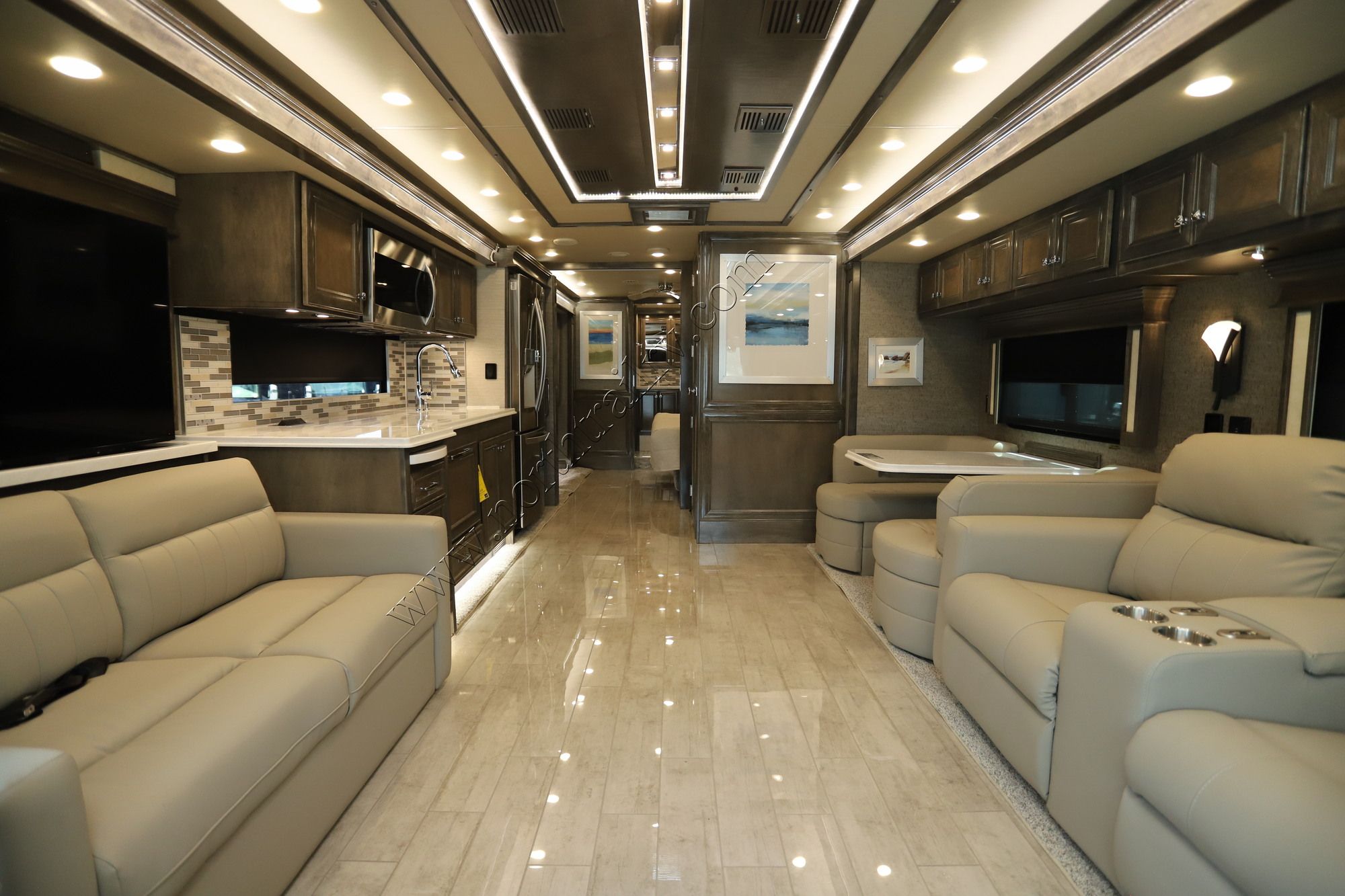 New 2022 Tiffin Motor Homes Phaeton 37BH Class A  For Sale