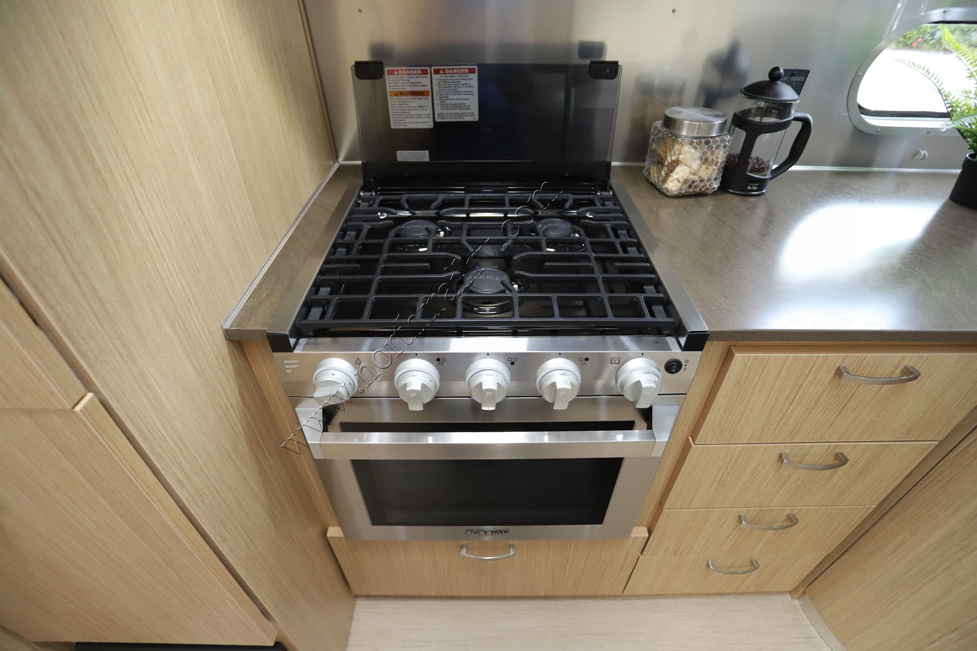 Used 2020 Airstream Flying Cloud 27FB Travel Trailer  For Sale