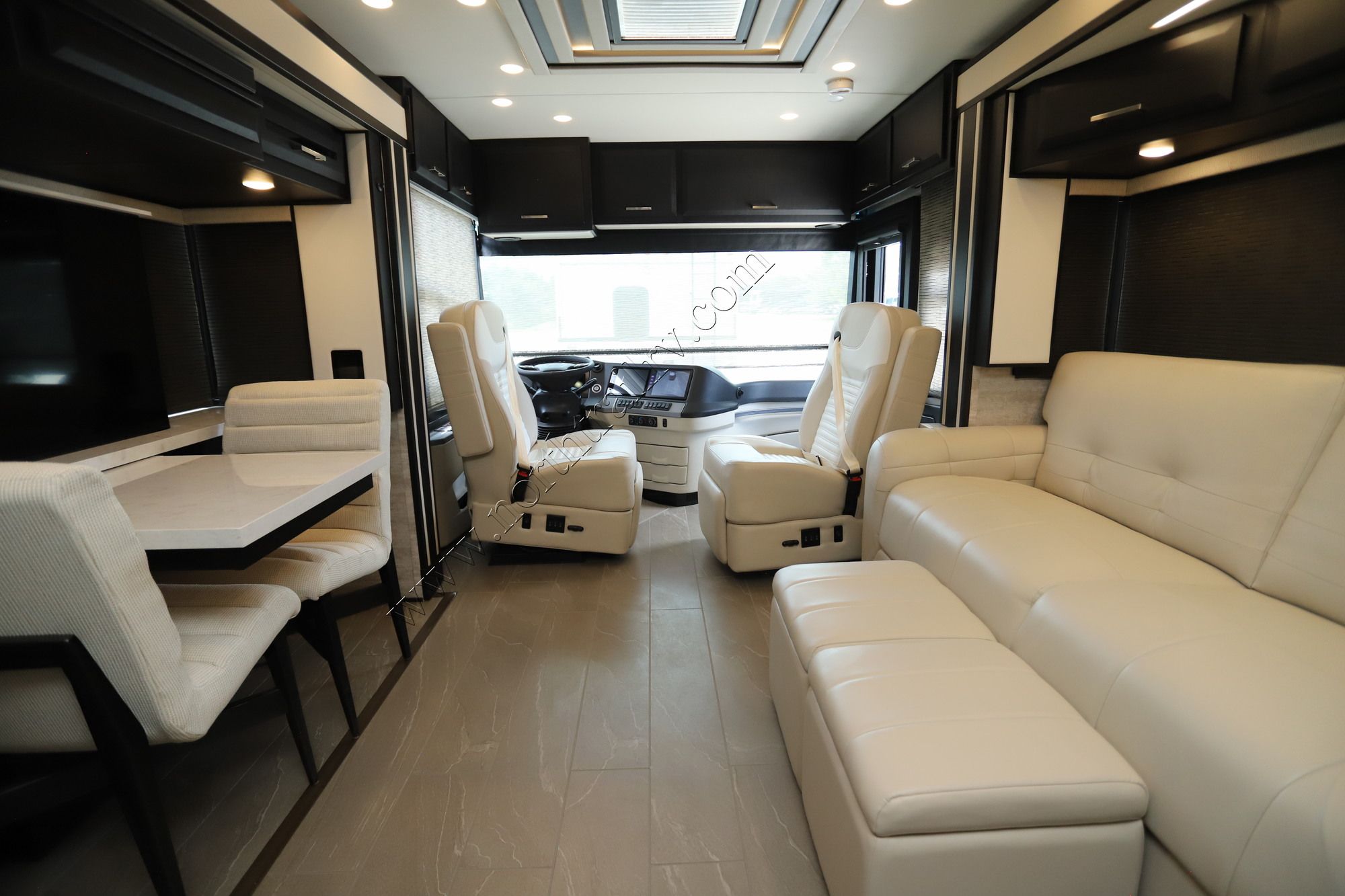 New 2022 Newmar New Aire 3545 Class A  For Sale