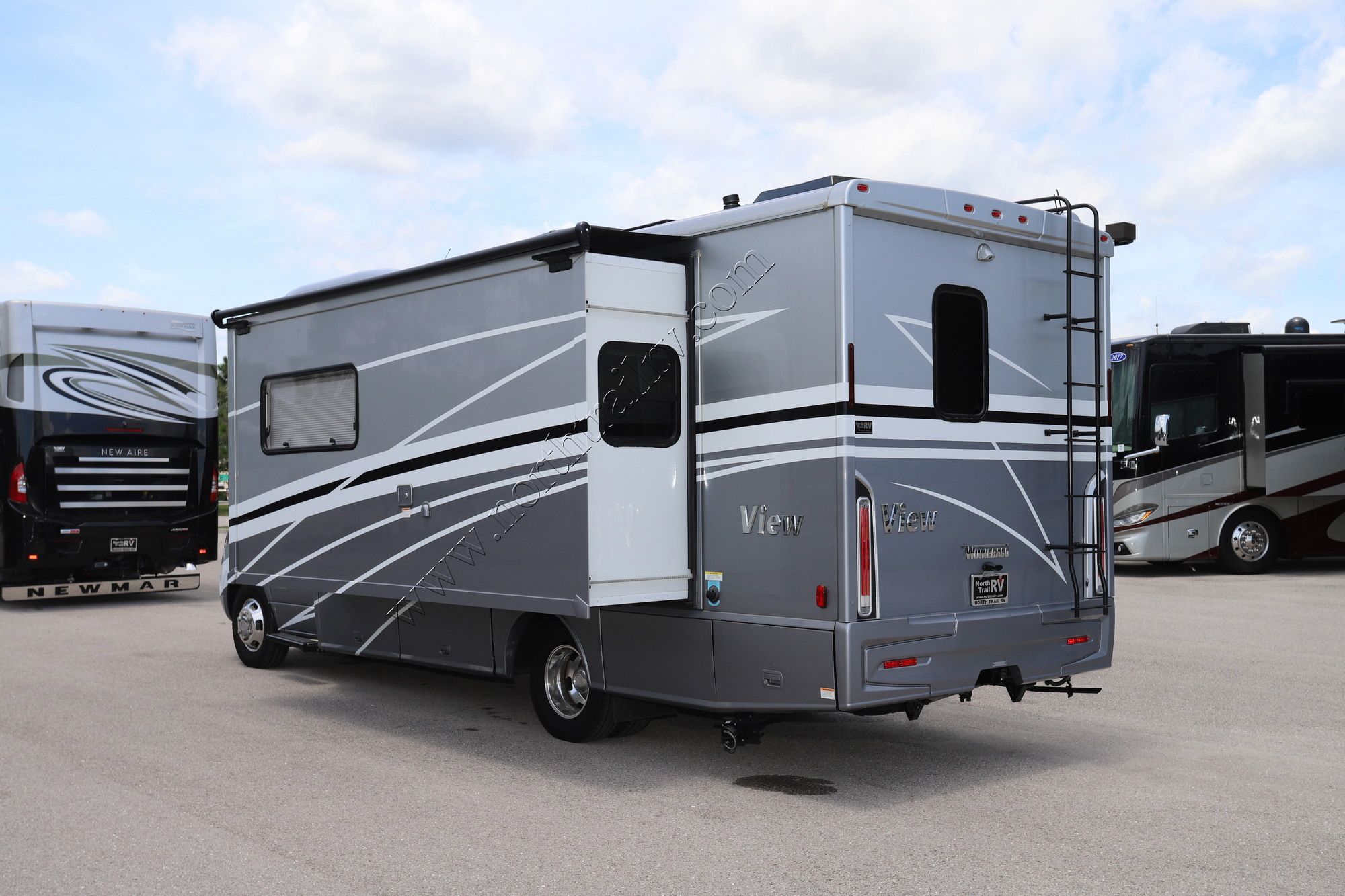 Used 2021 Winnebago View 24D Class C  For Sale