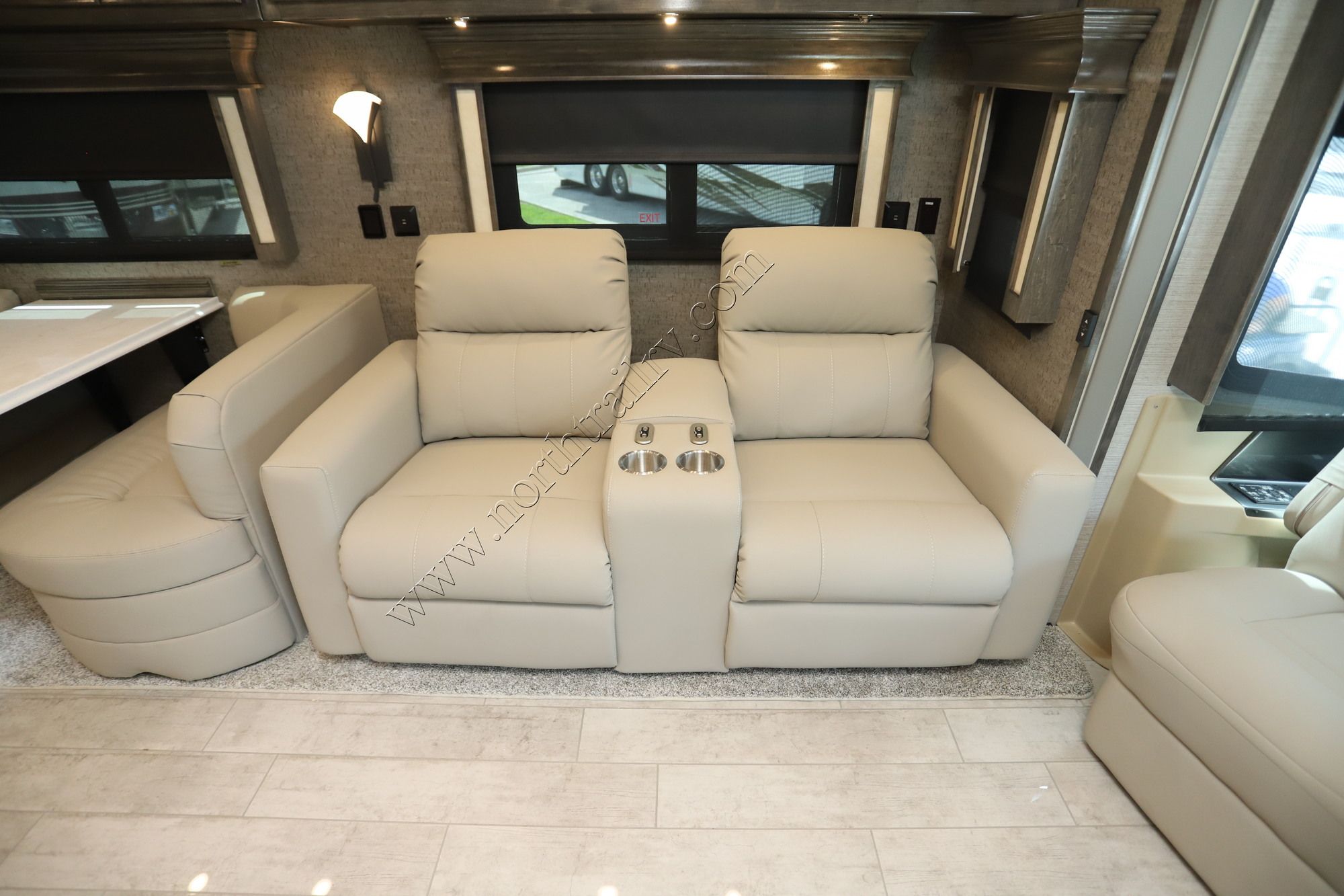 New 2022 Tiffin Motor Homes Phaeton 37BH Class A  For Sale