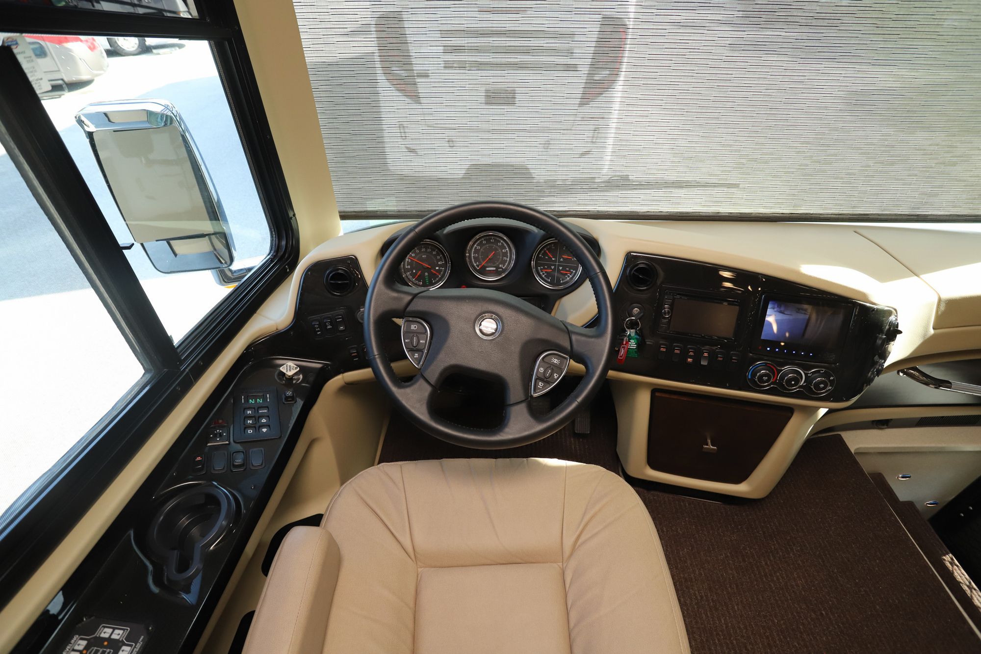 Used 2017 Tiffin Motor Homes Phaeton 40QBH Class A  For Sale