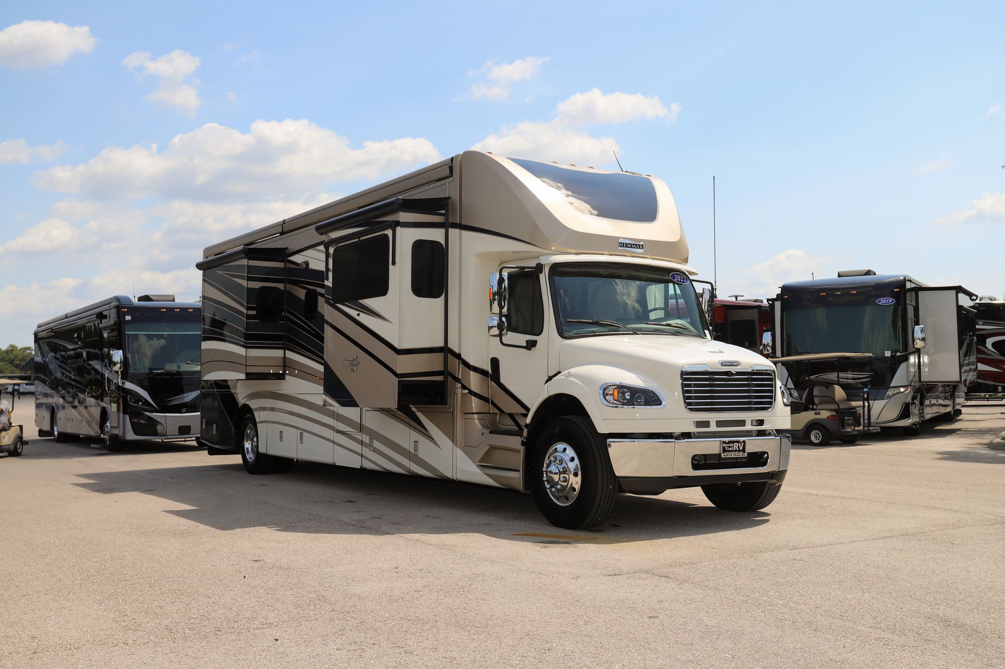 Used 2022 Newmar Super Star 4059 Super C  For Sale