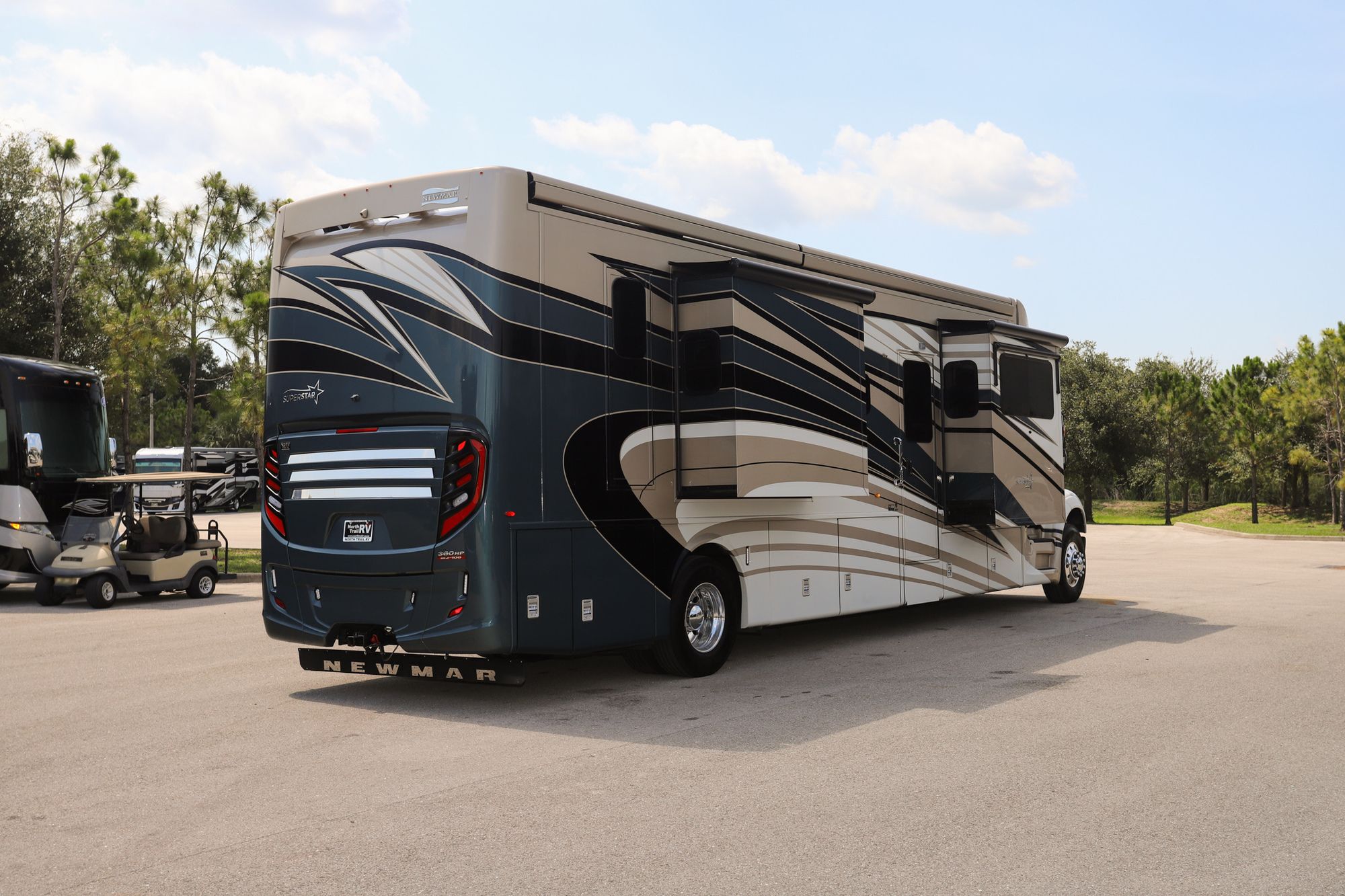 Used 2022 Newmar Super Star 4059 Super C  For Sale