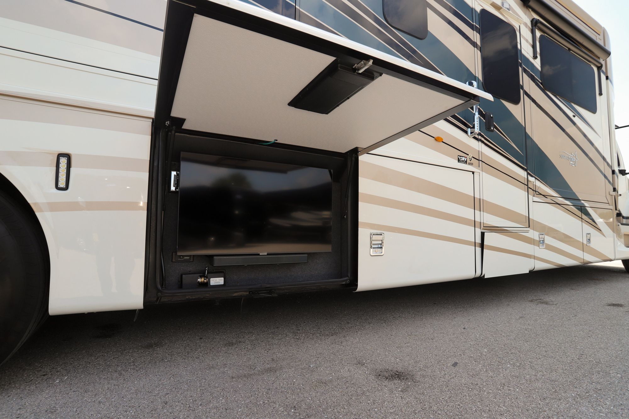 Used 2022 Newmar Super Star 4059 Super C  For Sale