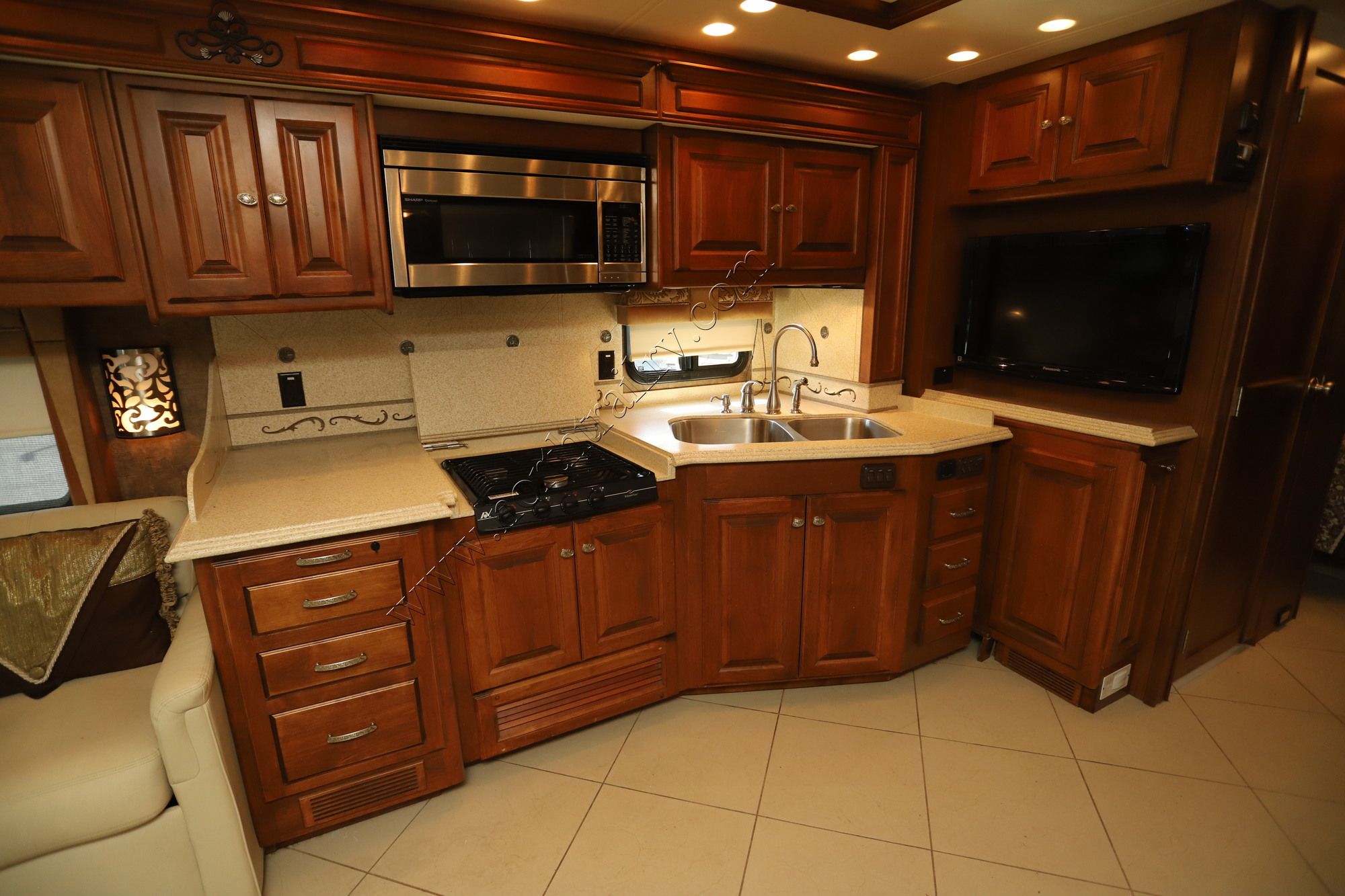 Used 2011 Tiffin Motor Homes Phaeton 42QBH Class A  For Sale