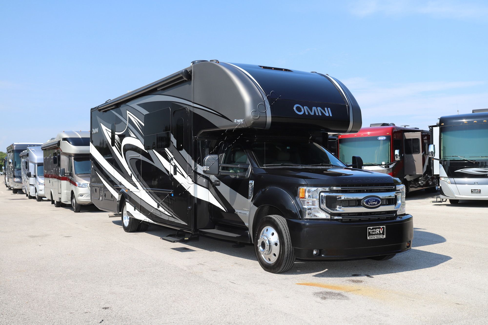 Used 2022 Thor Omni SV34 Class C  For Sale