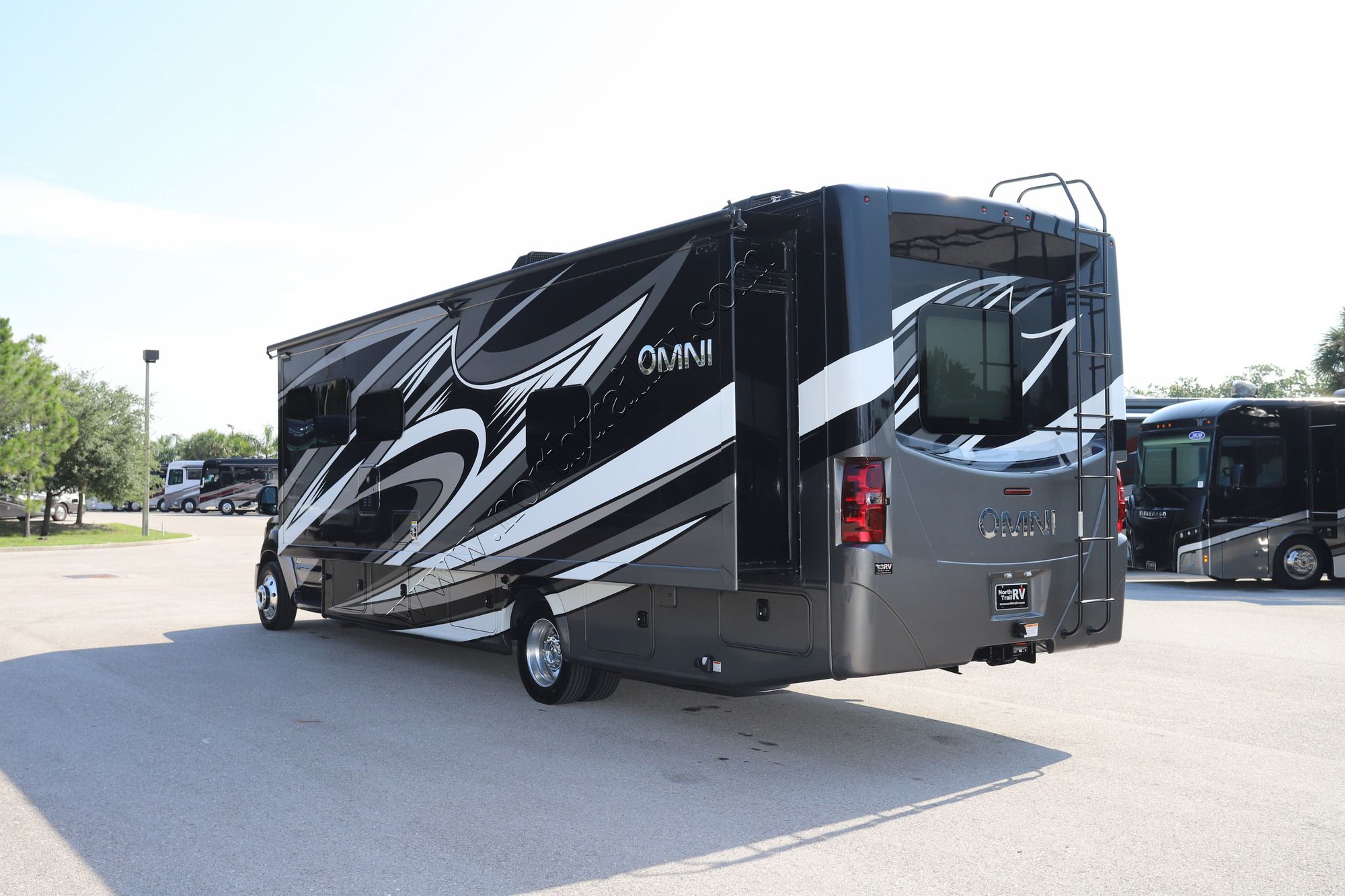 Used 2022 Thor Omni SV34 Class C  For Sale