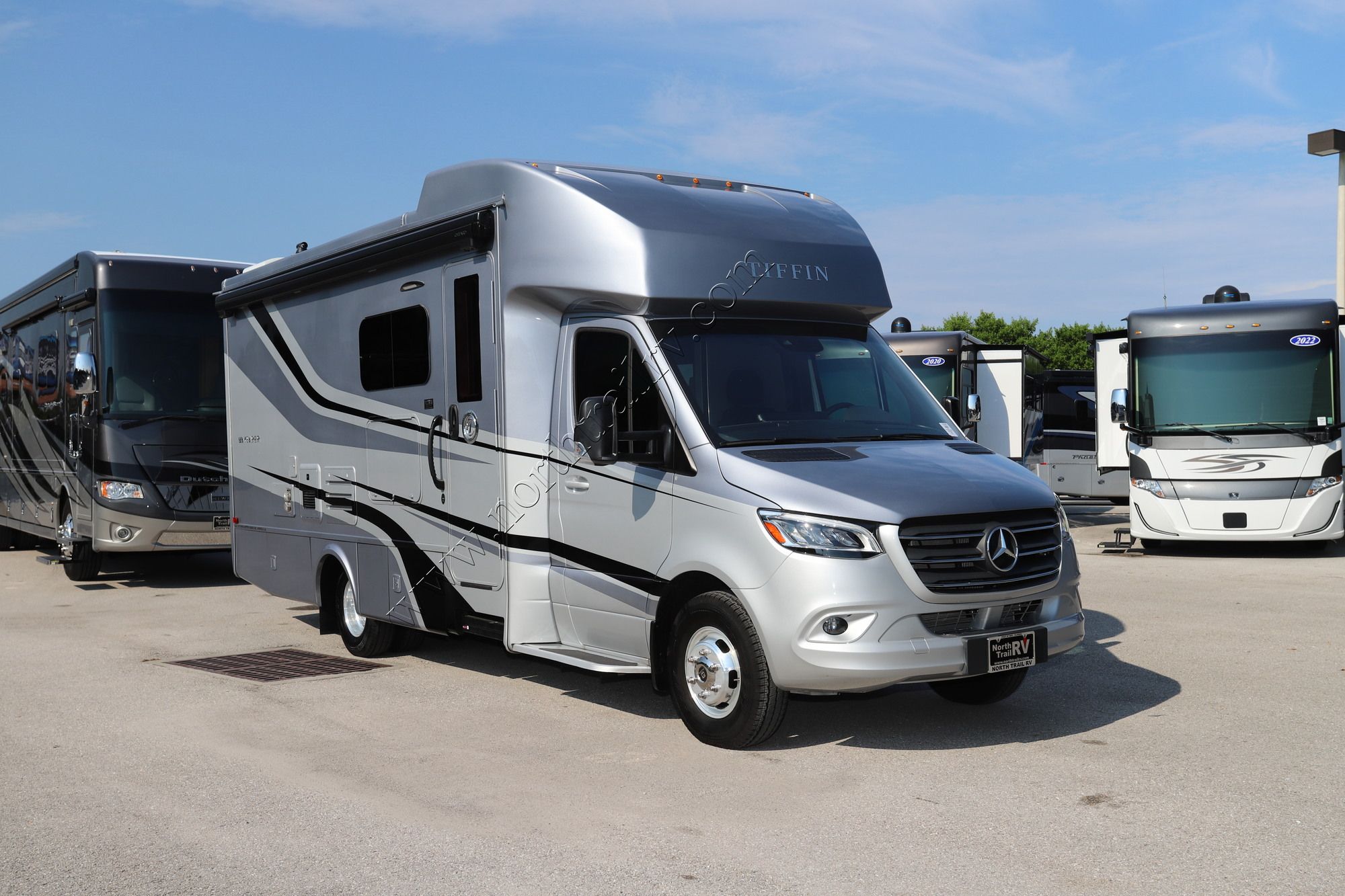 Used 2021 Tiffin Motor Homes Wayfarer 25RW Class C  For Sale