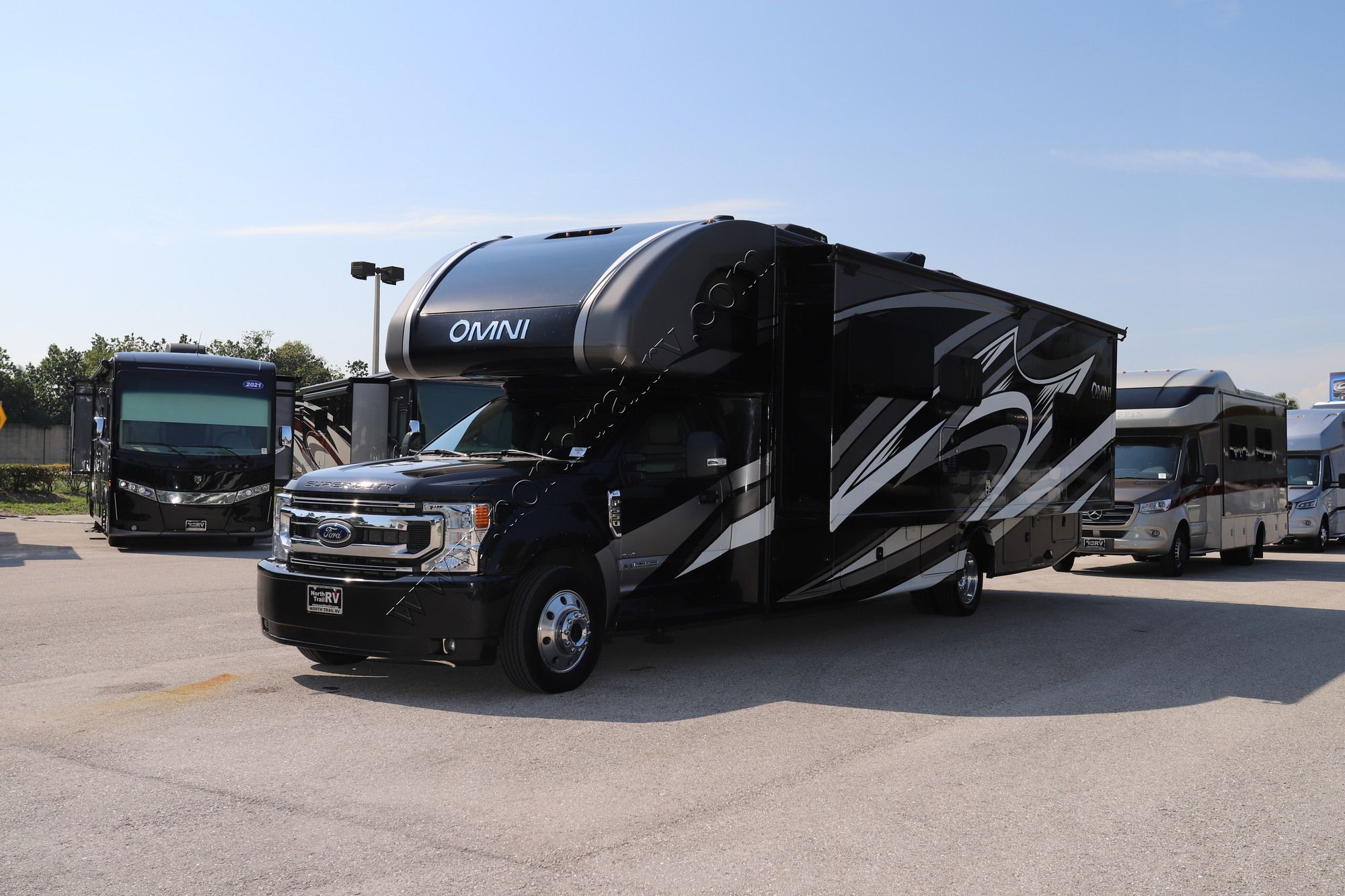 Used 2022 Thor Omni SV34 Class C  For Sale