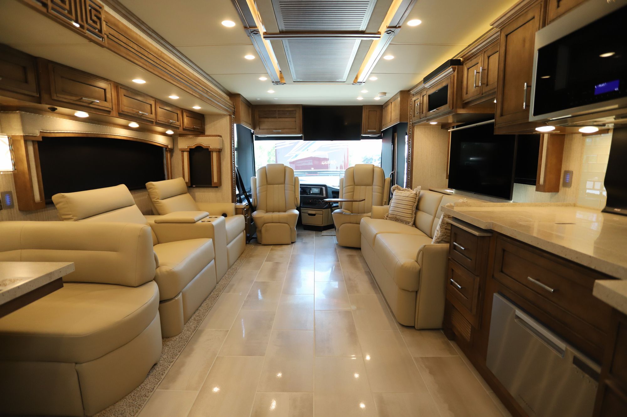 New 2022 Newmar Ventana 4369 Class A  For Sale