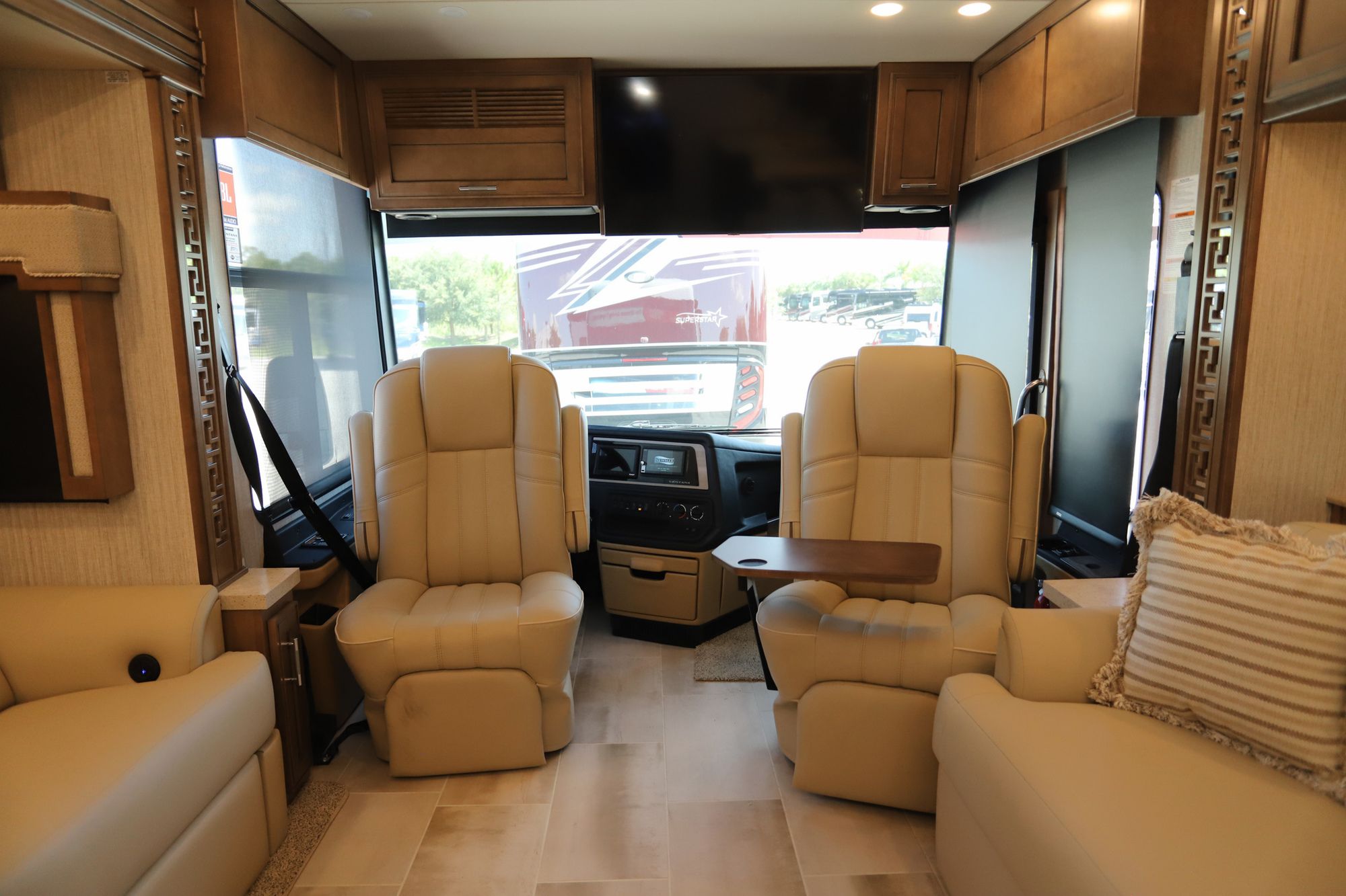 New 2022 Newmar Ventana 4369 Class A  For Sale